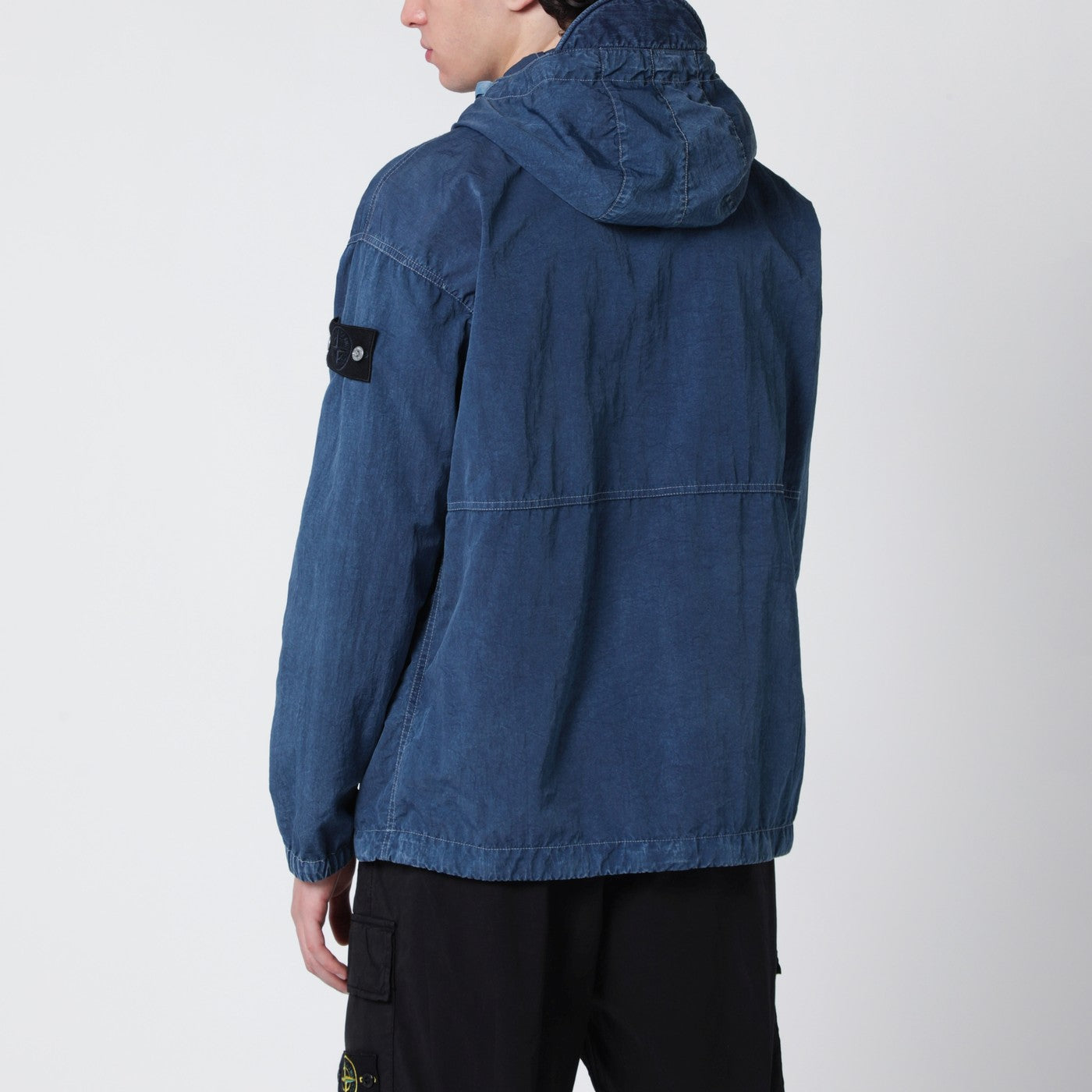 Giacca con mezza zip blu indaco in nylon