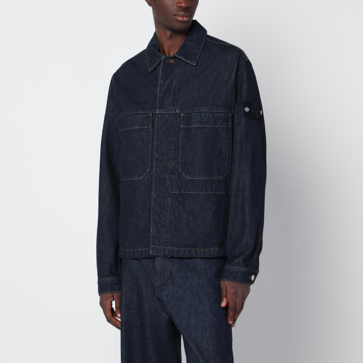 Surchemise bleu foncé en denim
