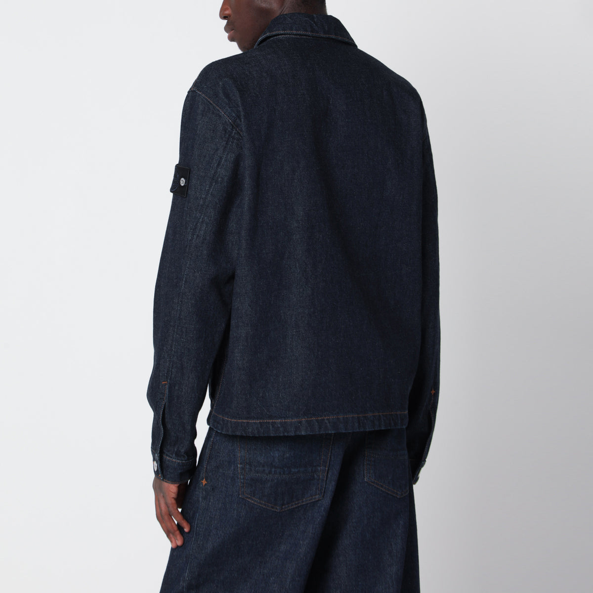 Surchemise bleu foncé en denim