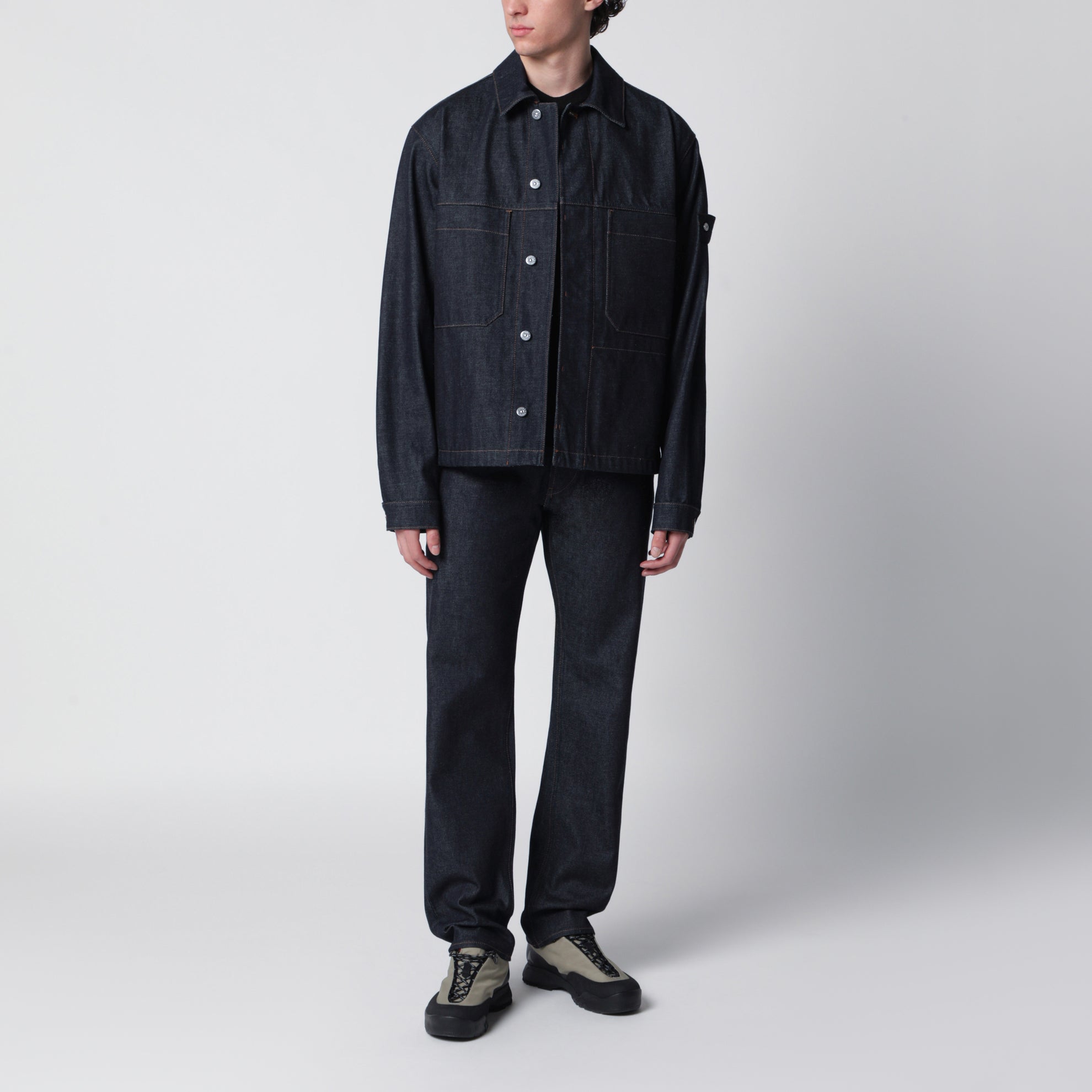 Coach-Jacke mit Taschen aus rohem Indigo-Denim in Blau