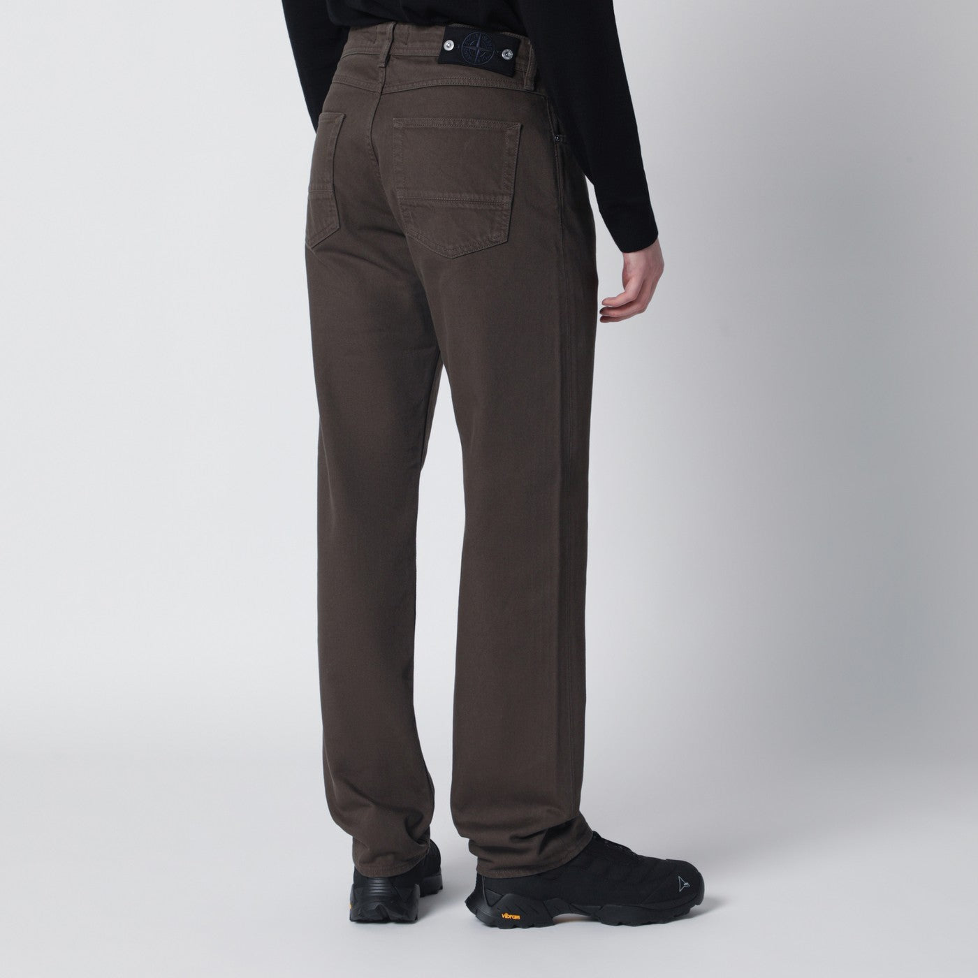 Braune Jeans mit regulärer Passform