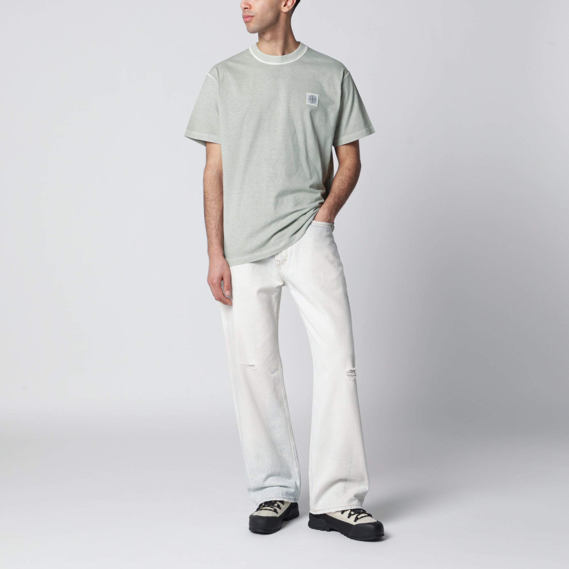 T-shirt slim girocollo in cotone verde salvia
