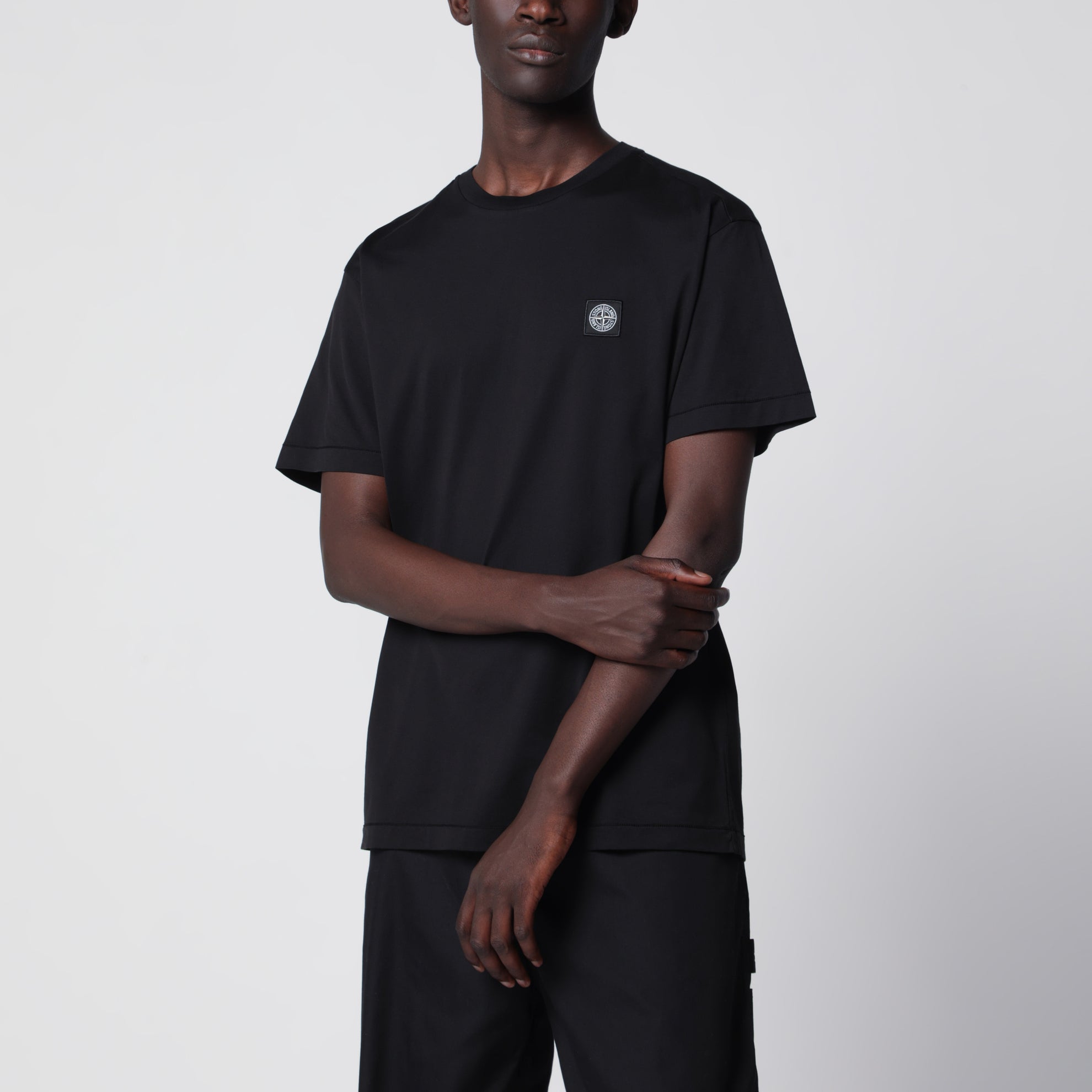 Black slim-fit cotton T-shirt