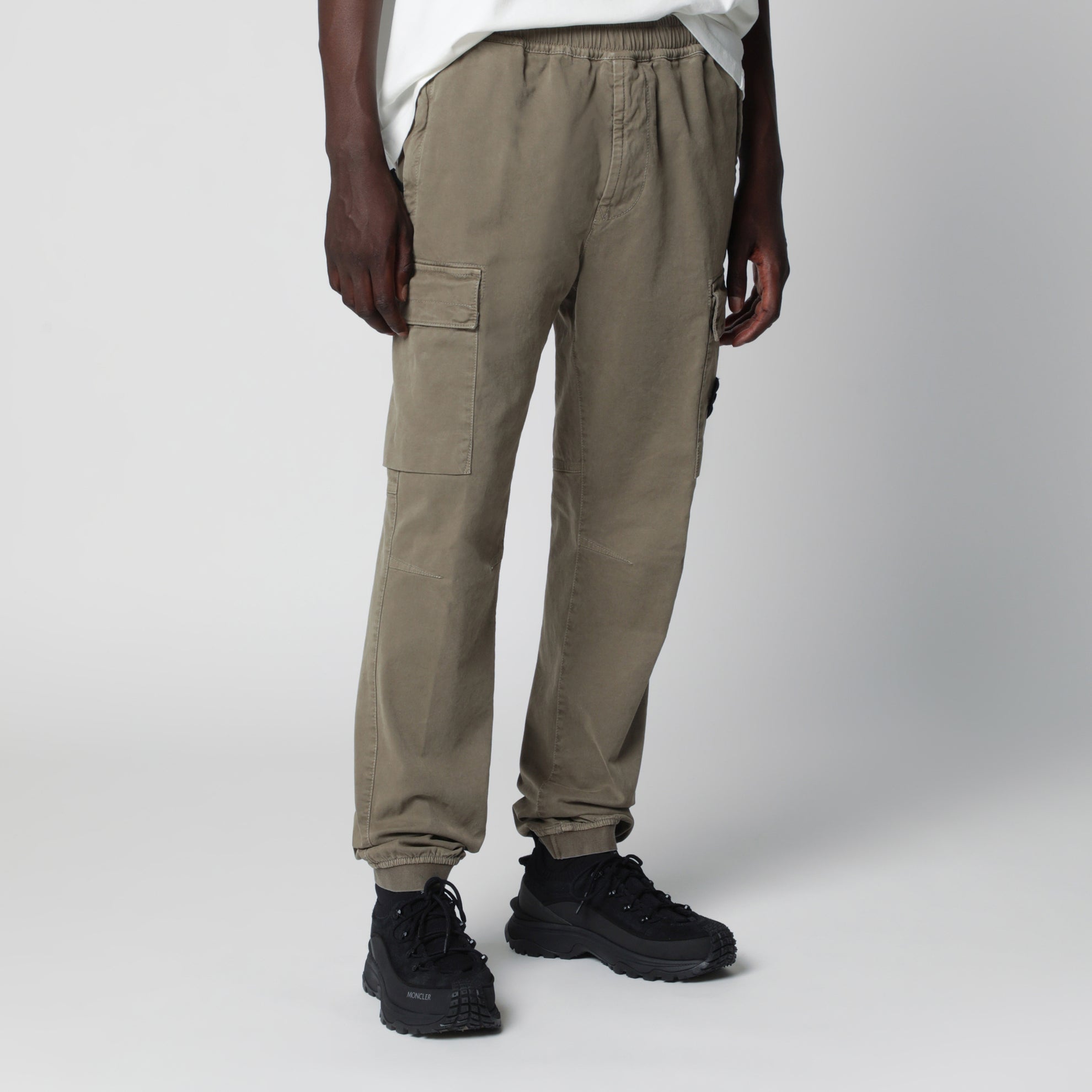 Baumwollhose in Militärgrün
