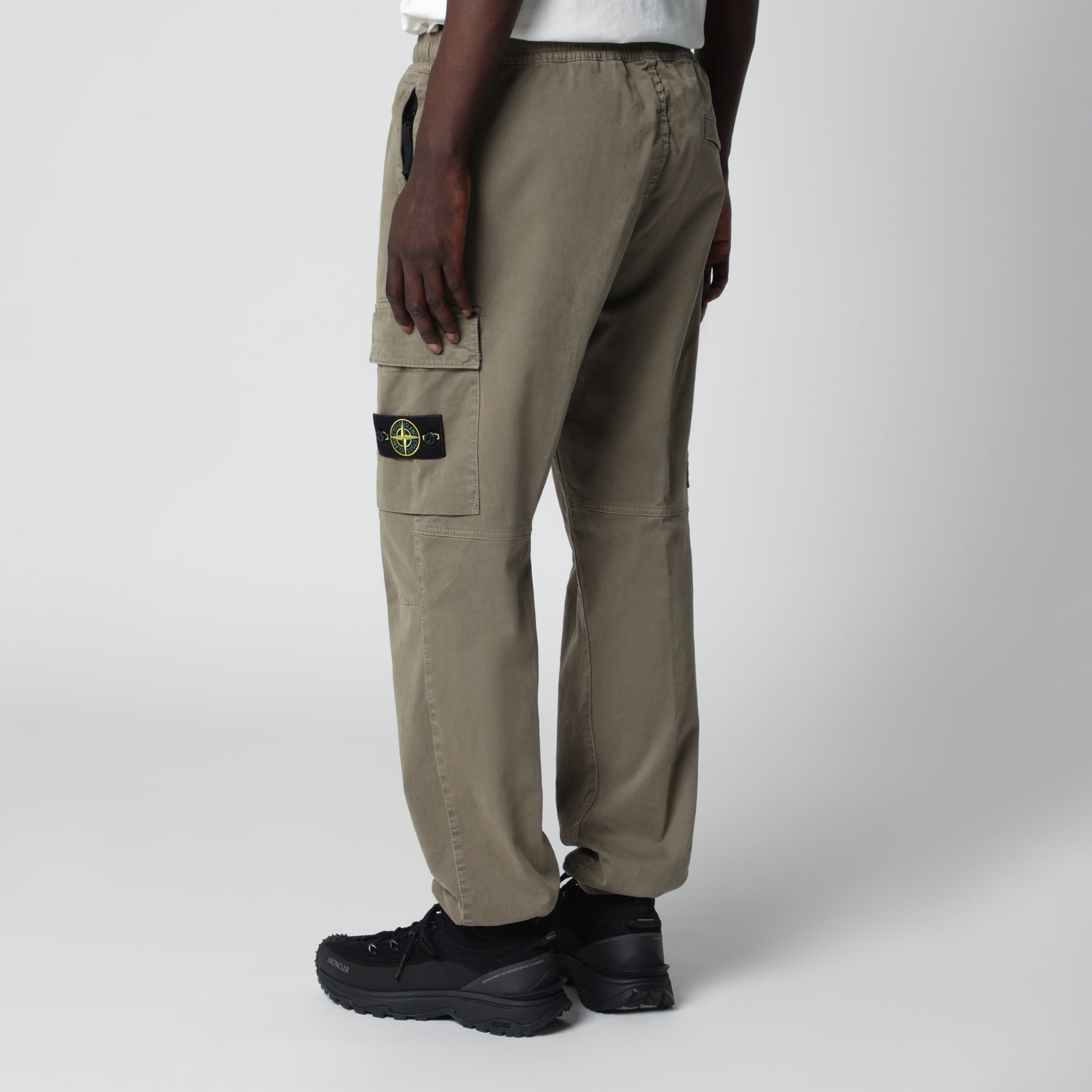 Baumwollhose in Militärgrün