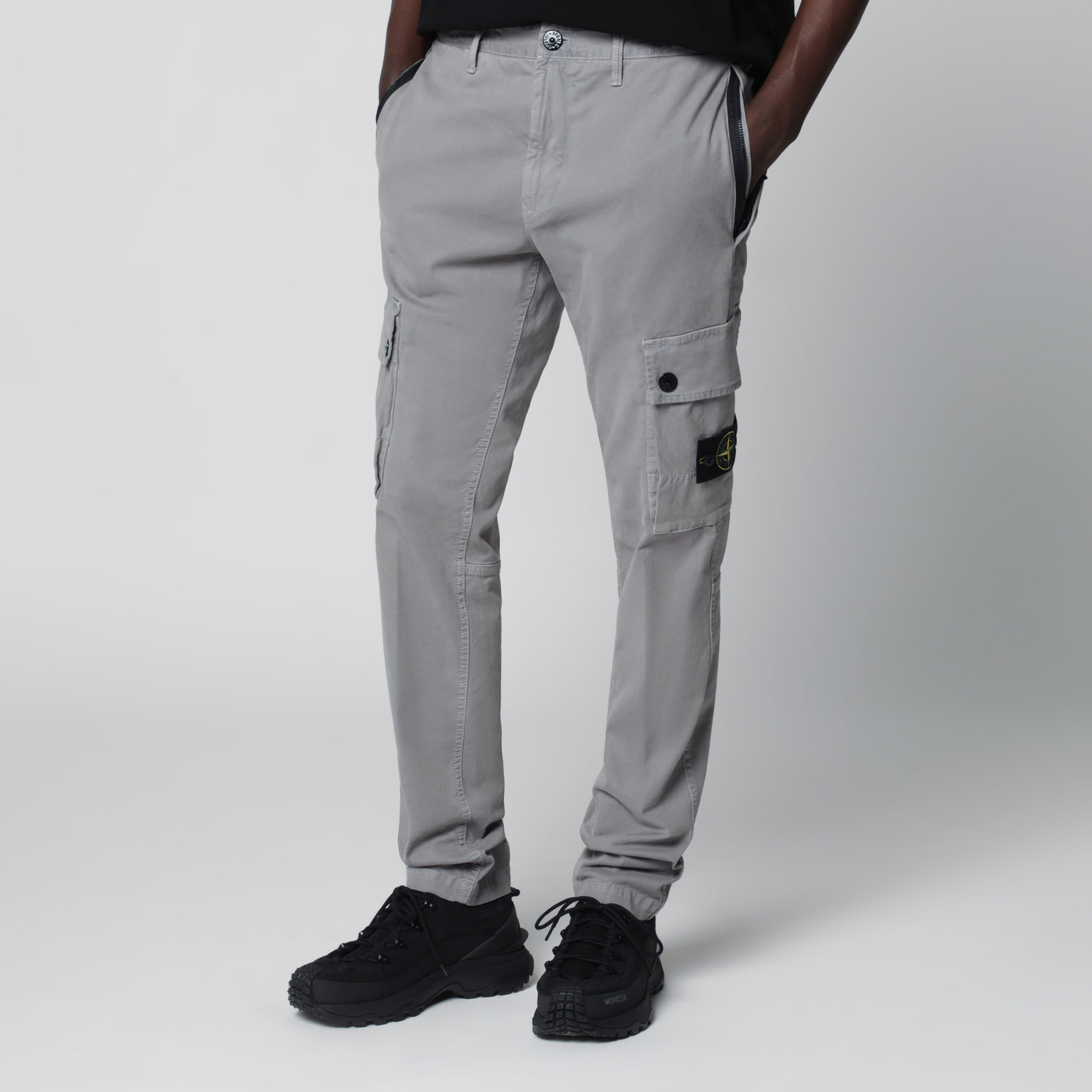 Pantalone cargo grigio in cotone