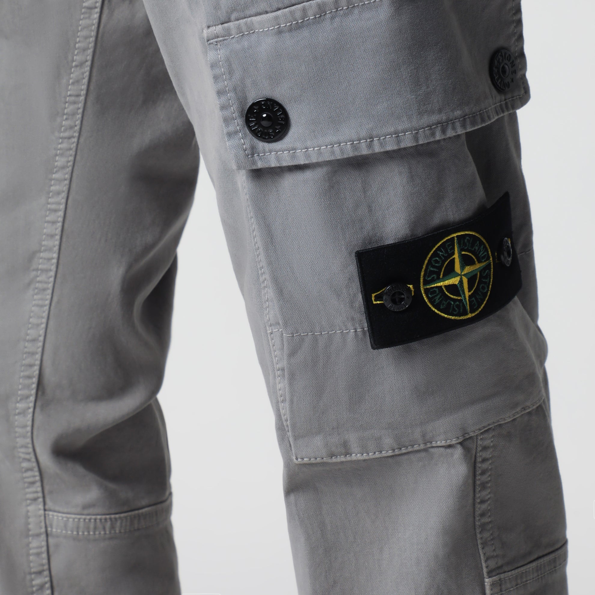 Pantalone cargo grigio in cotone