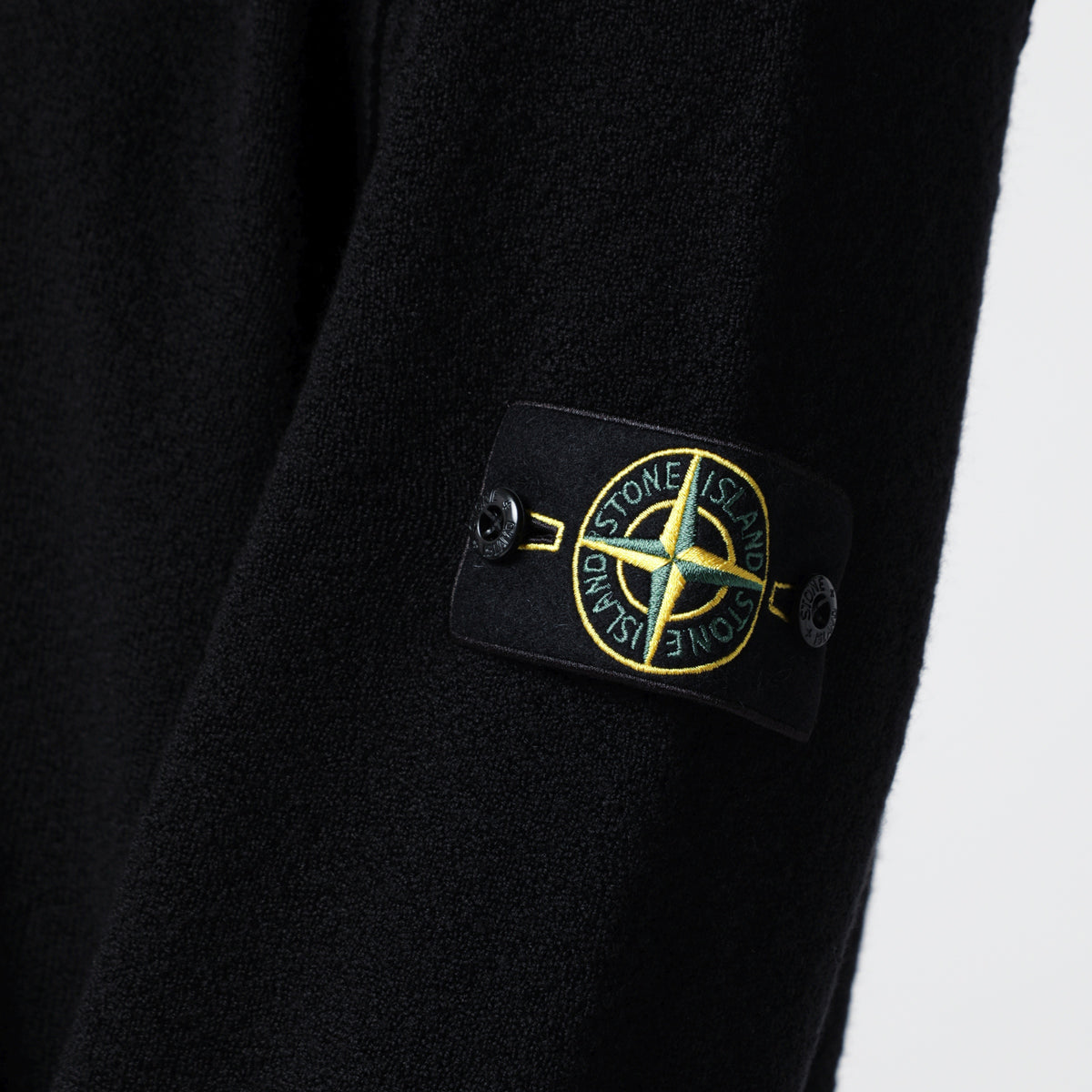 Black zip-up sweater in pure wool