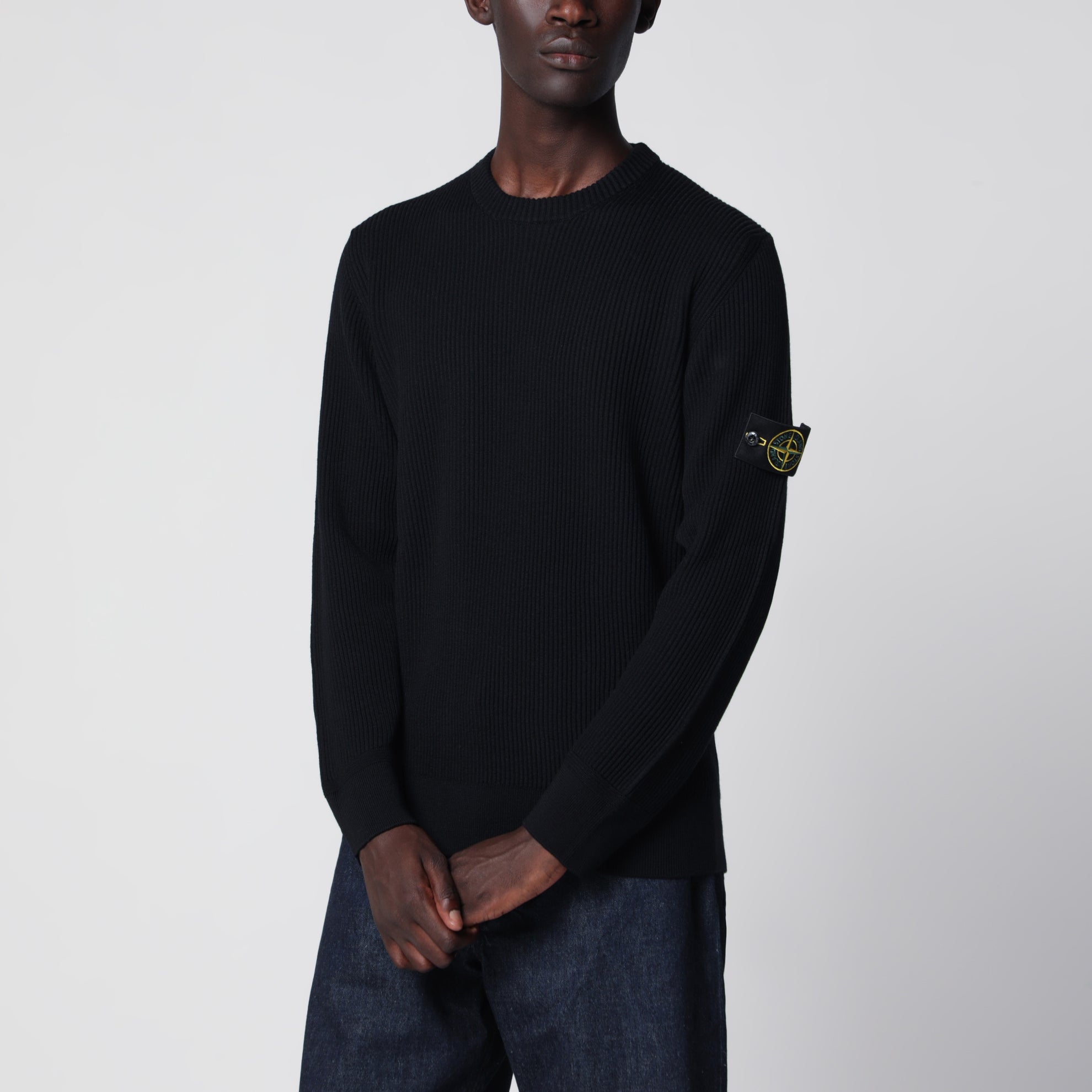 Navy blue ribbed crew-neck sweater