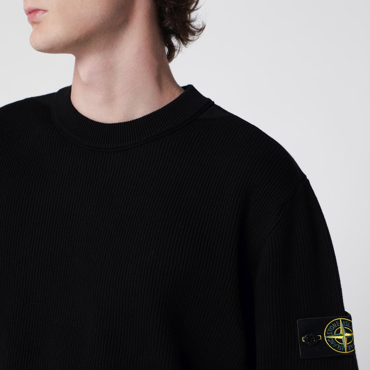 Black crew-neck sweater in cotton