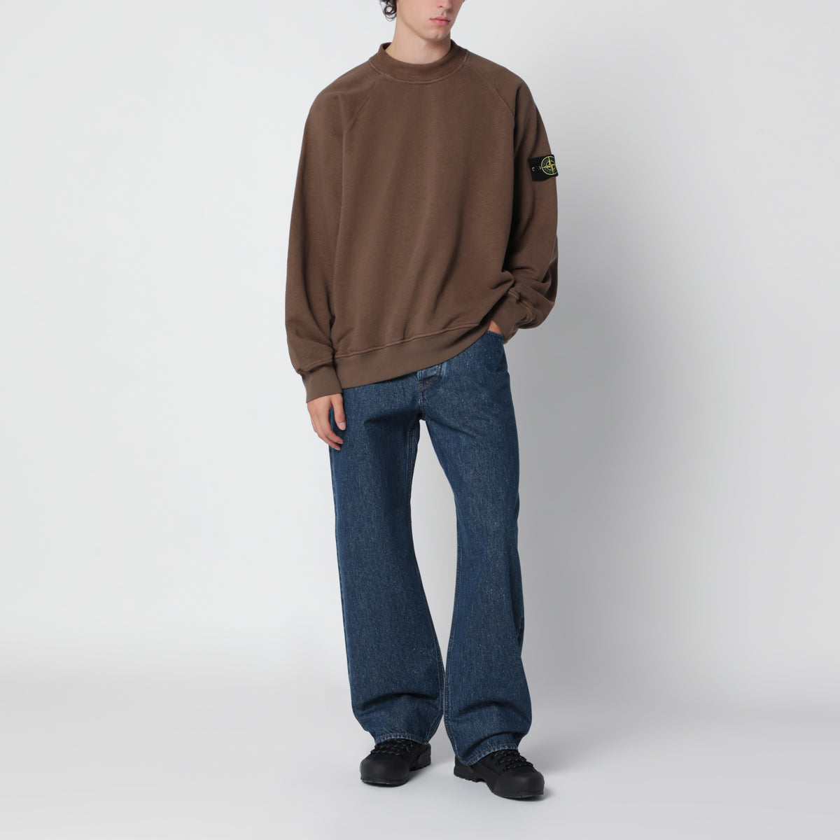 Umber cotton turtleneck sweatshirt