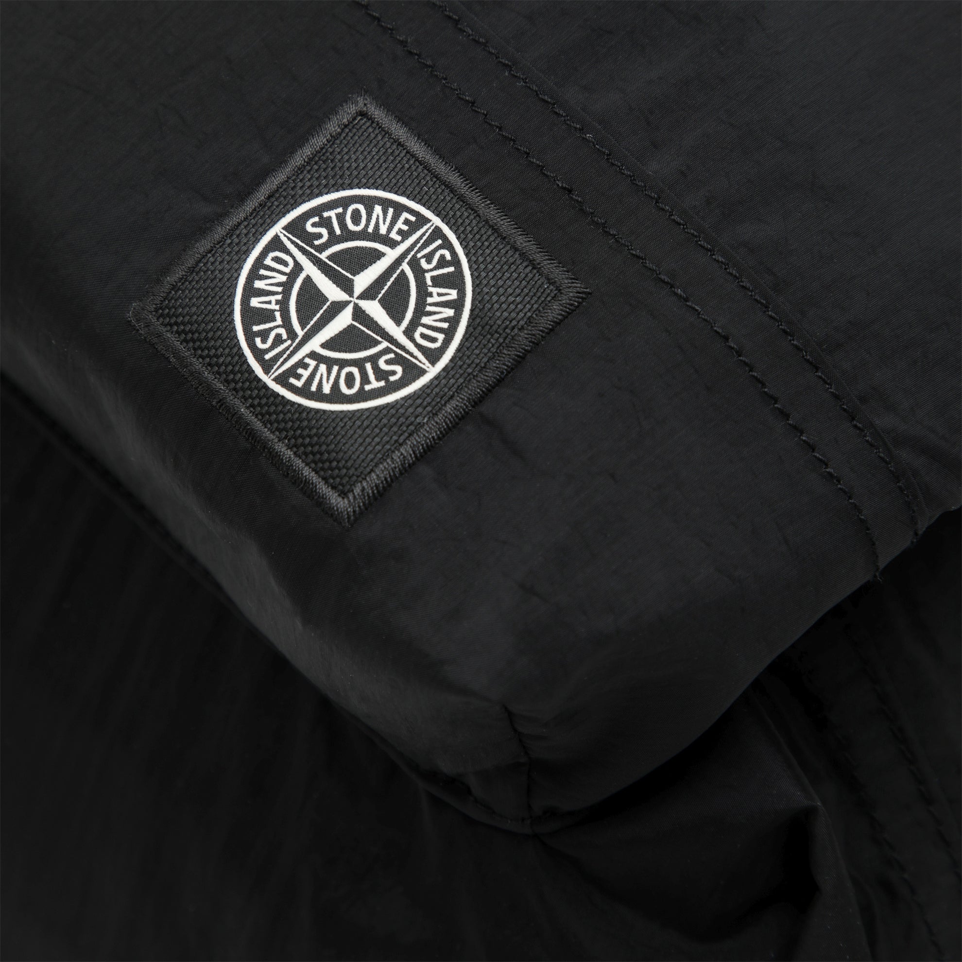 Zaino con patch logo nero in nylon