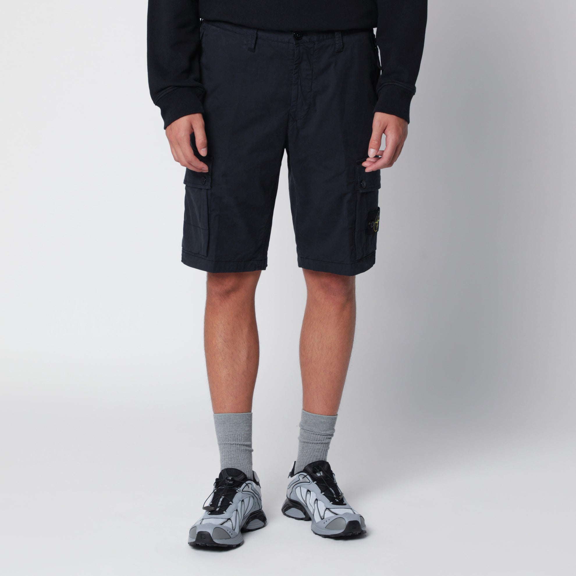 Navy blue stretch cotton cargo shorts