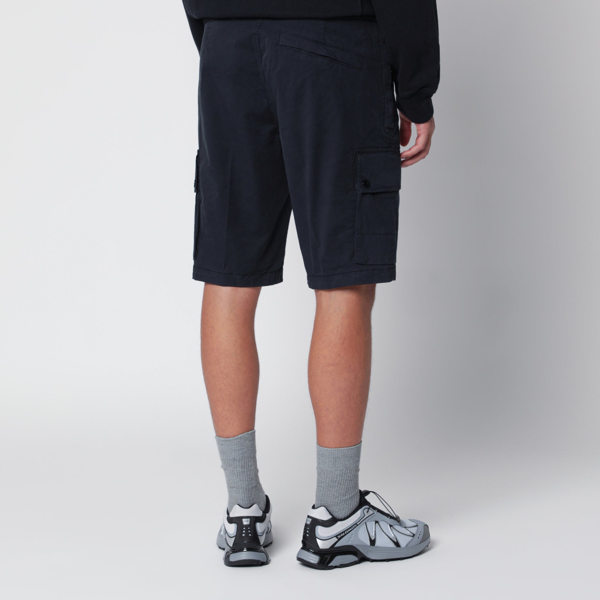 Navy blue stretch cotton cargo shorts