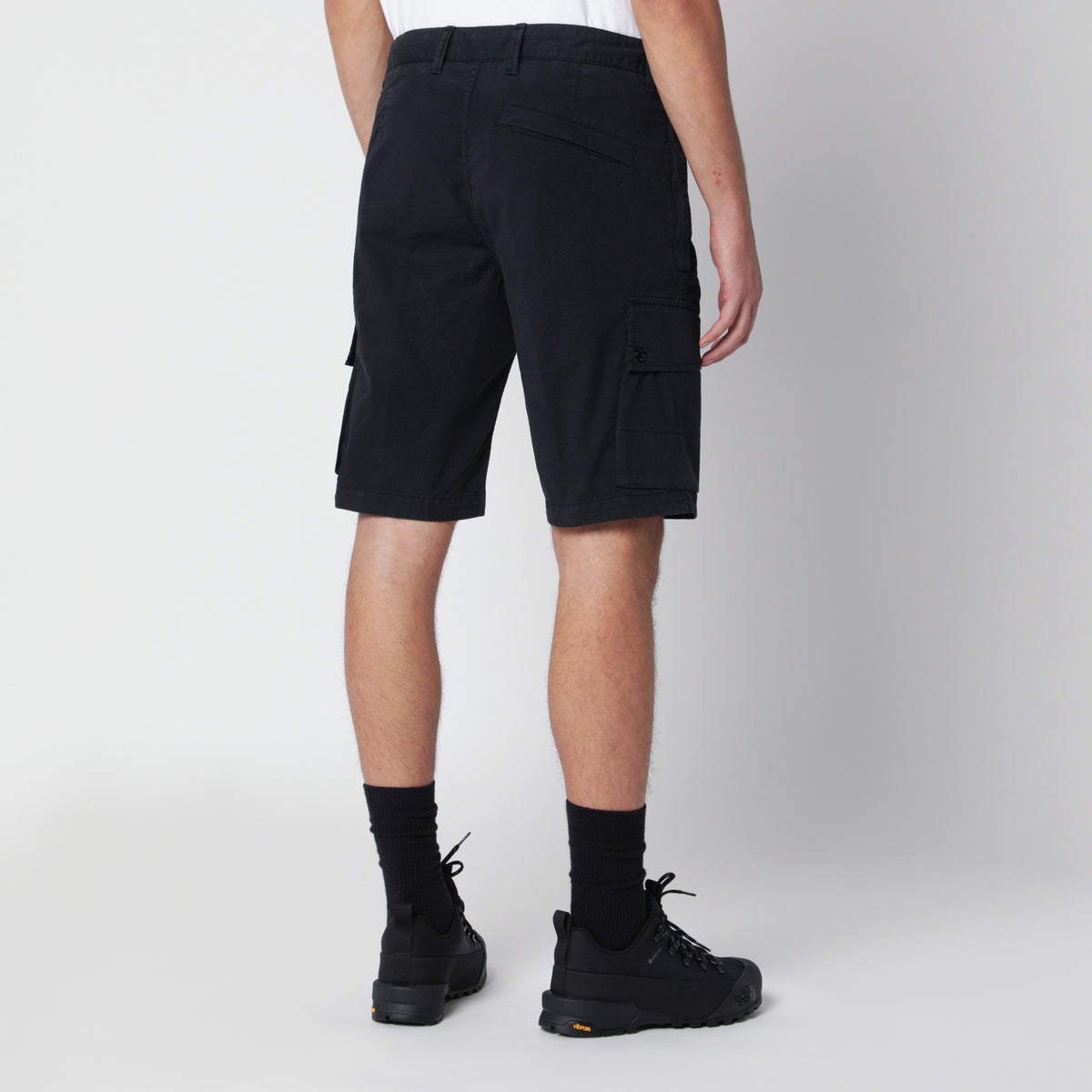 Bermuda cargo bleu marine en coton