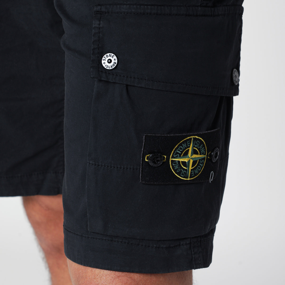 Bermuda cargo bleu marine en coton