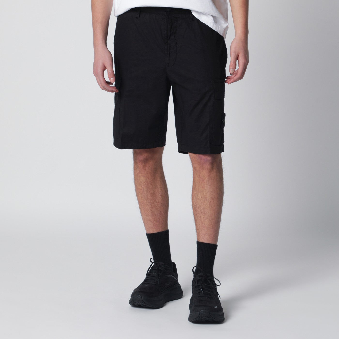 Bermuda cargo nero in tela di cotone
