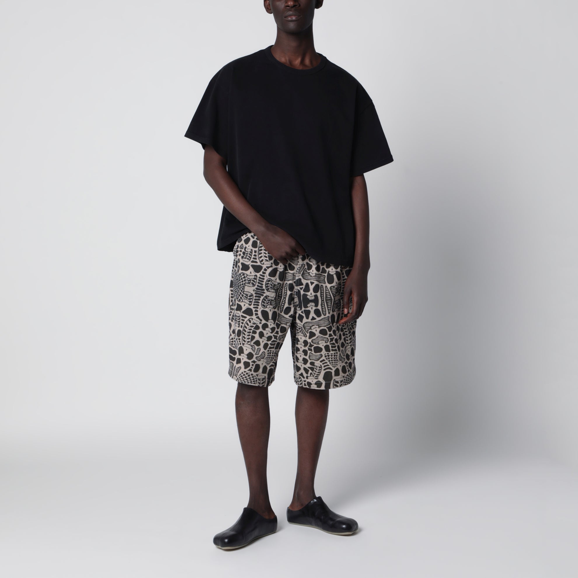 Black oversized cotton T-shirt