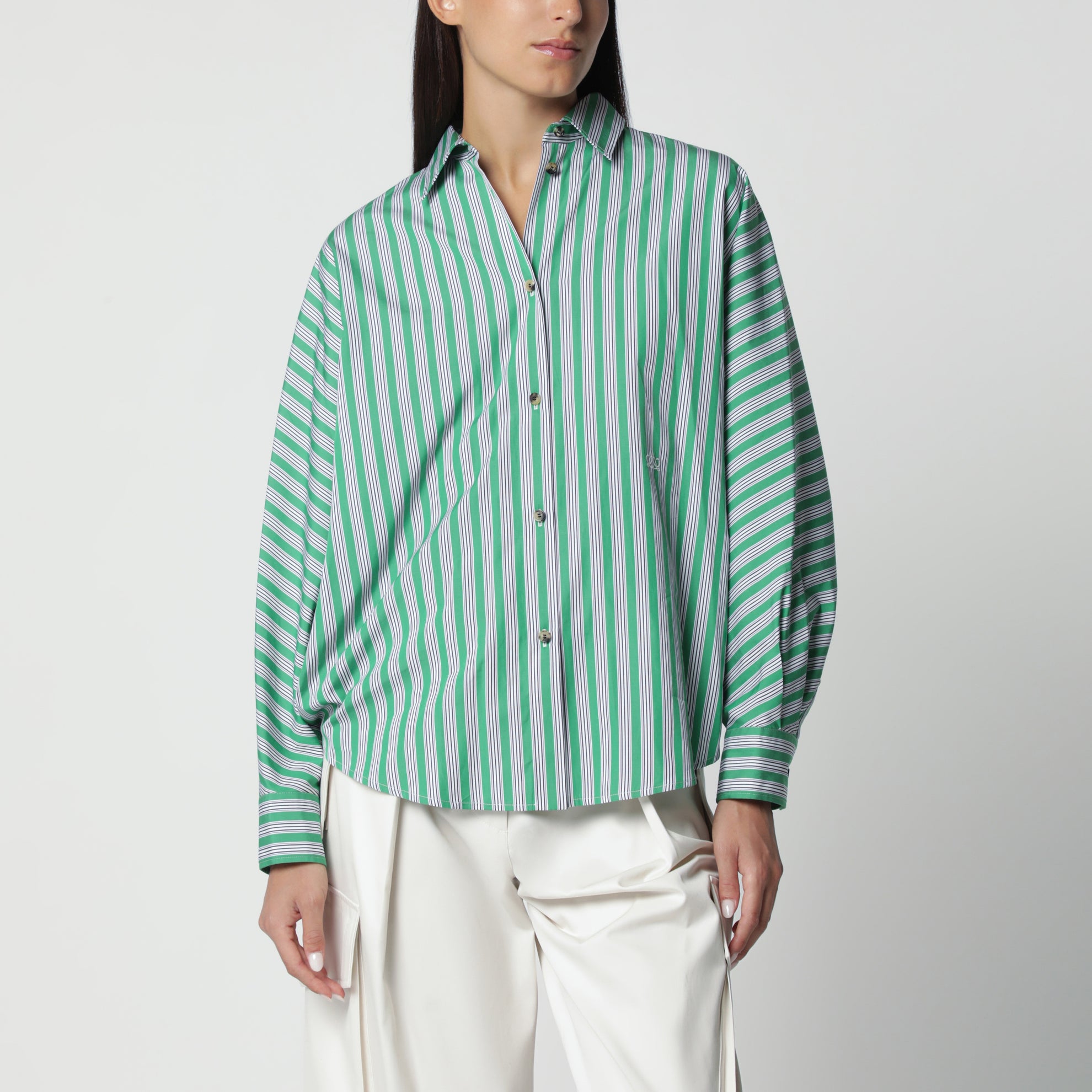 Camicia verde a righe in cotone