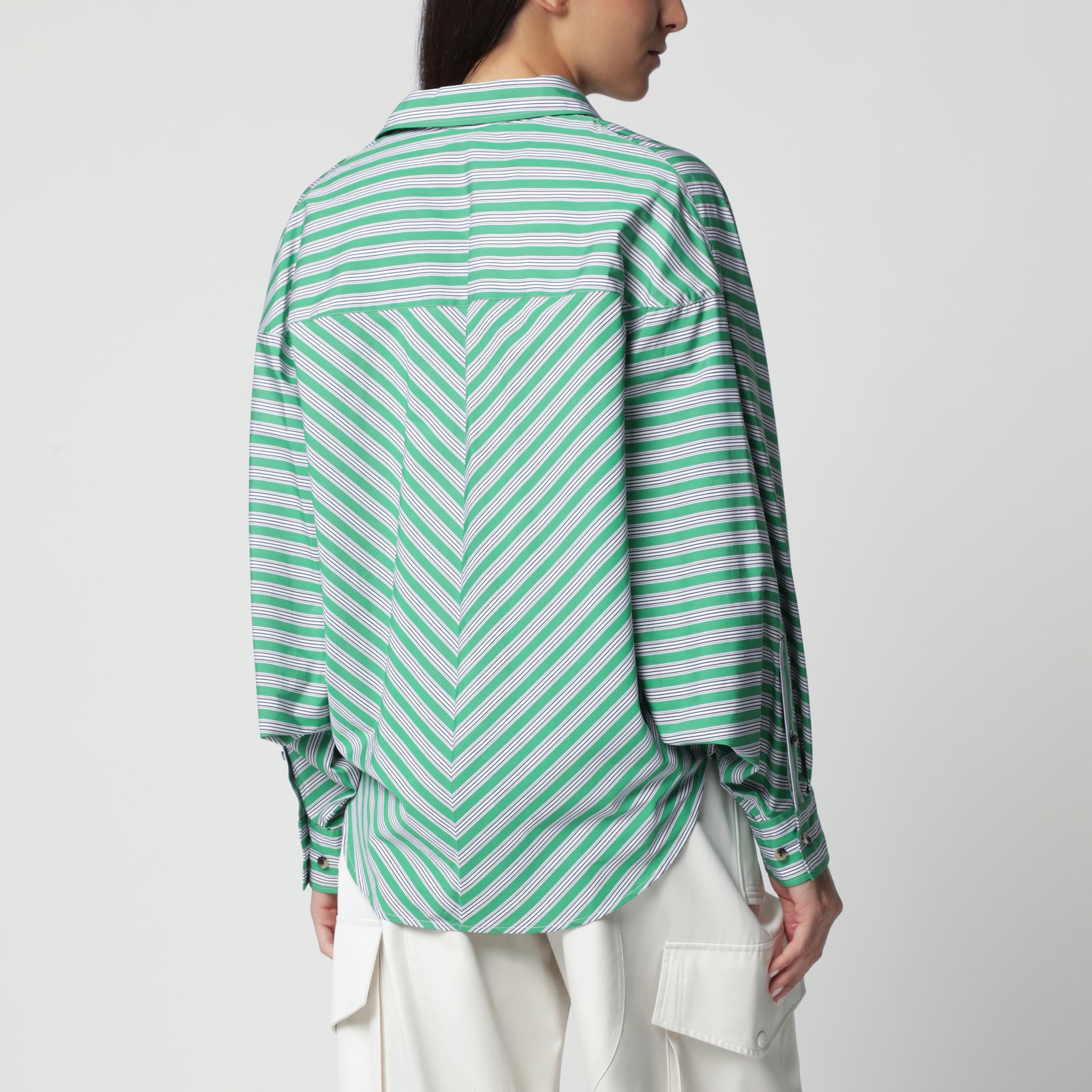 Camicia verde a righe in cotone