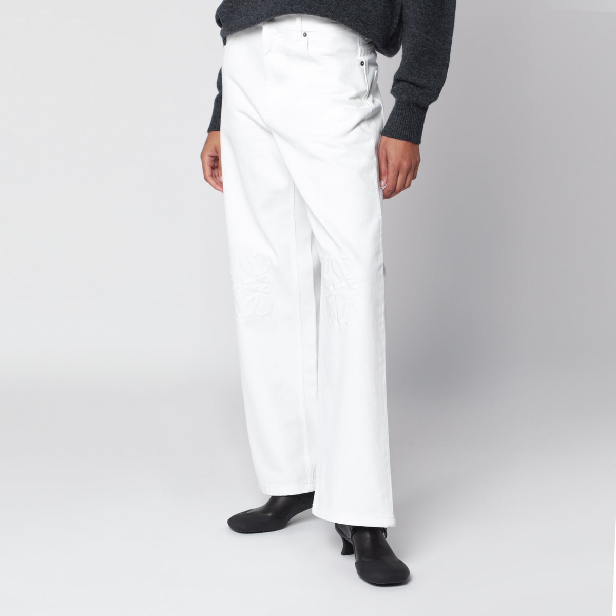 White baggy jeans in cotton denim
