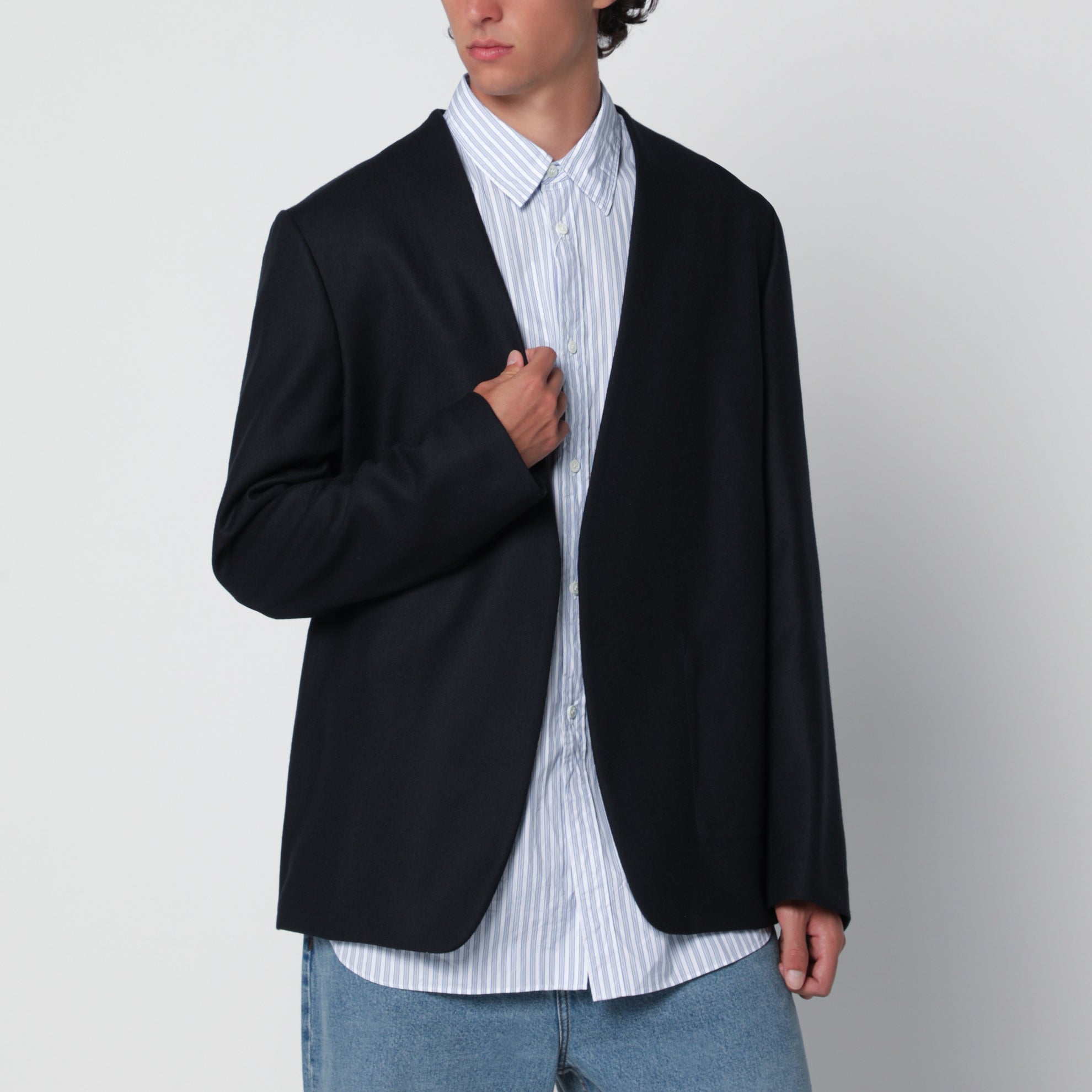 Minimalistische Jacke in Navy aus Schurwolle