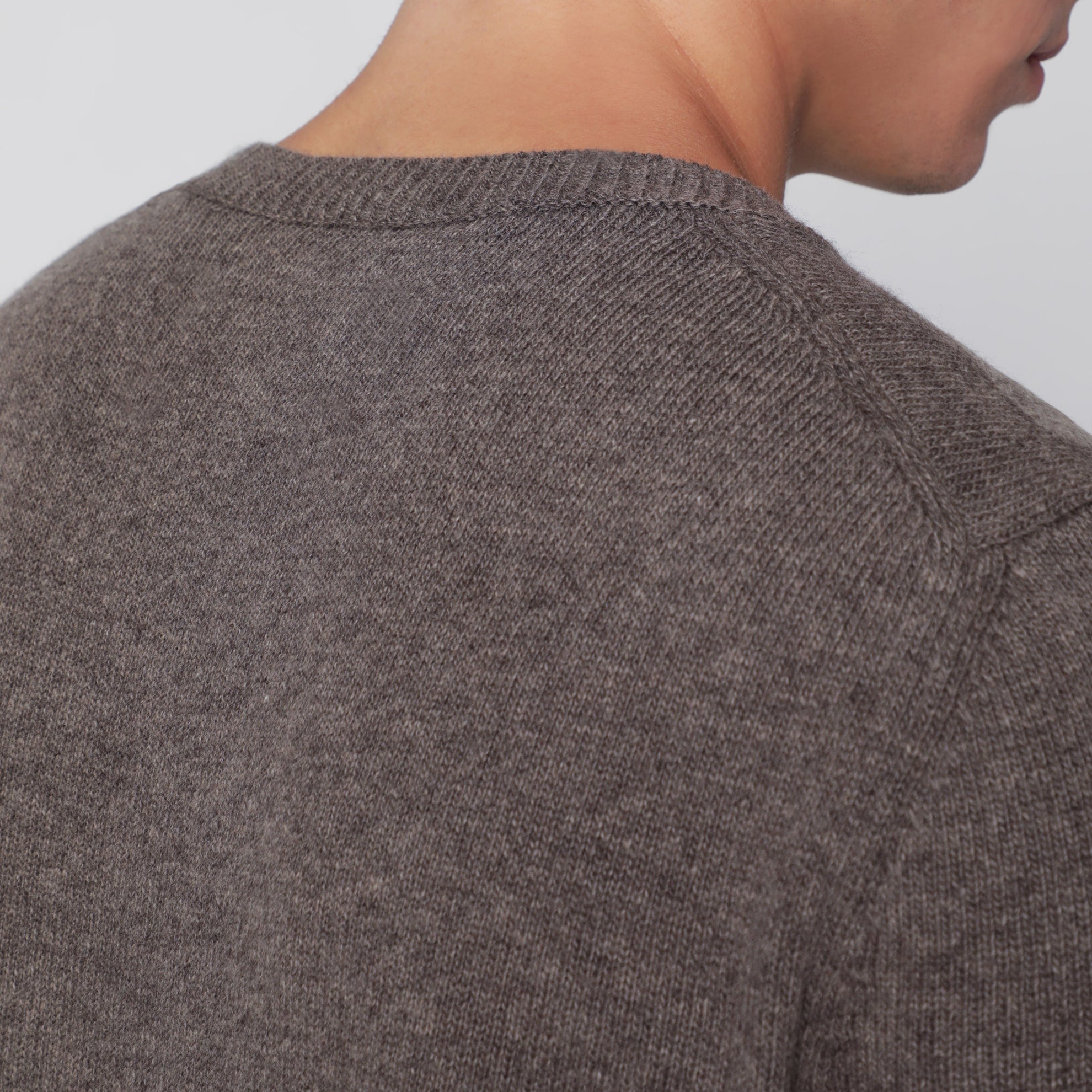 Maglione girocollo in lana Mud/Ecru