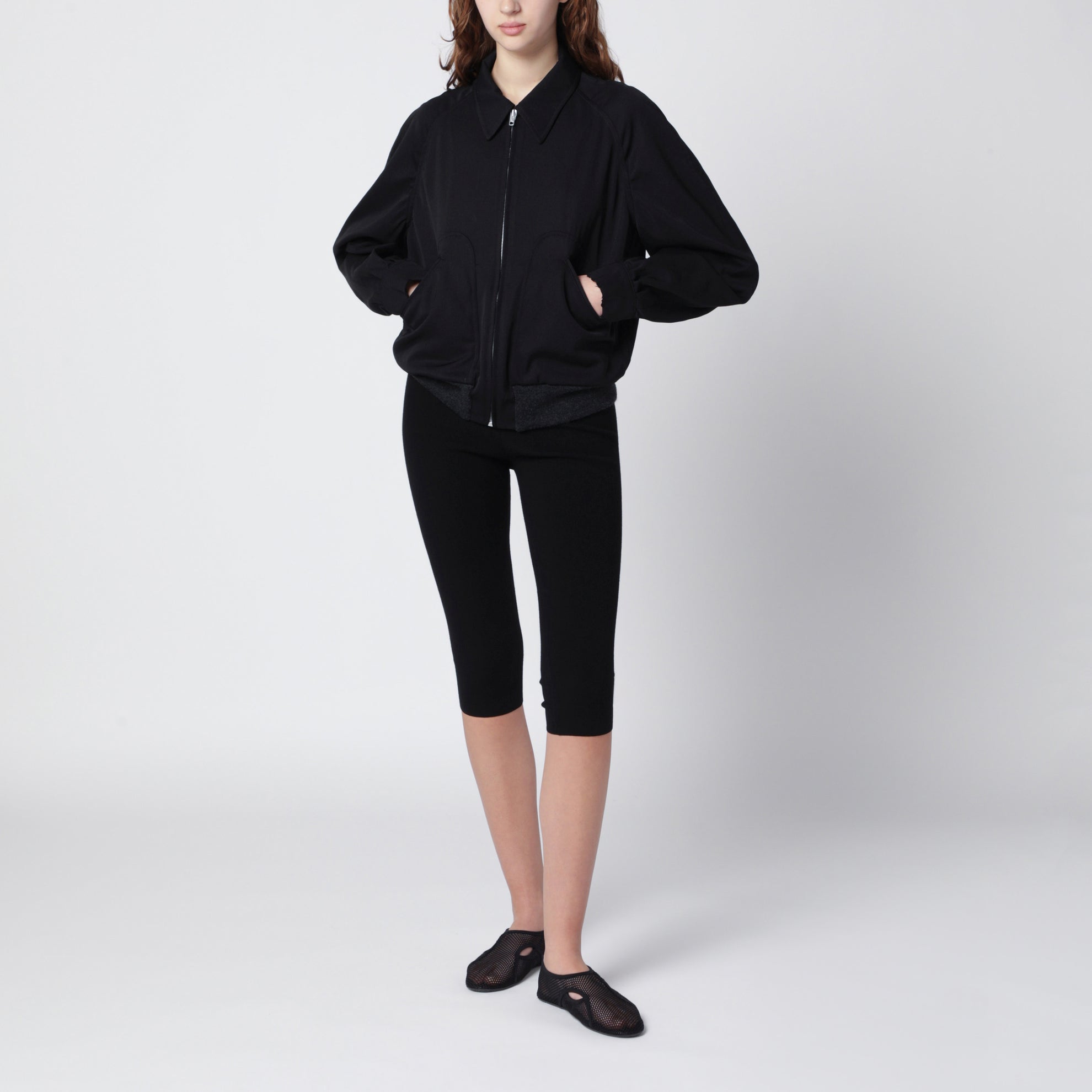 Black zip-up jacket in virgin wool