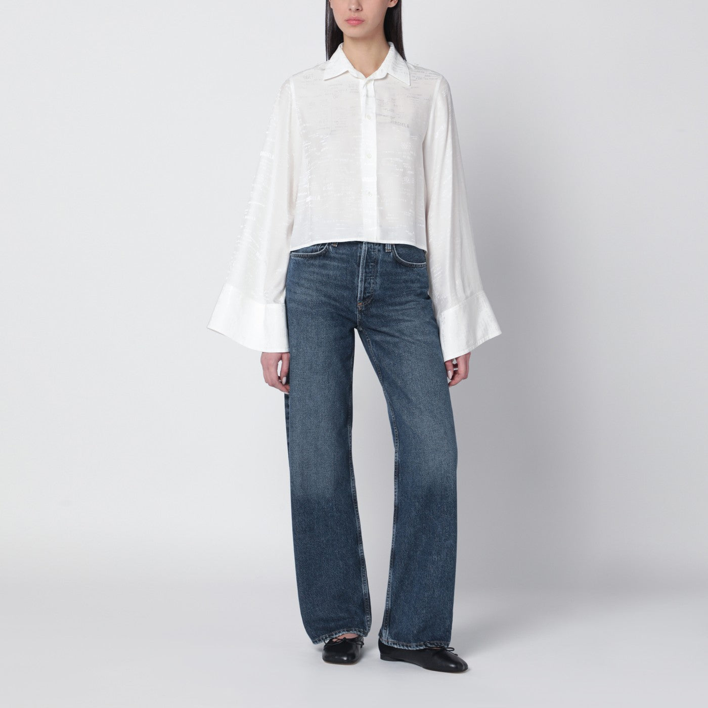 Camicia bianca con grafica logo all-over