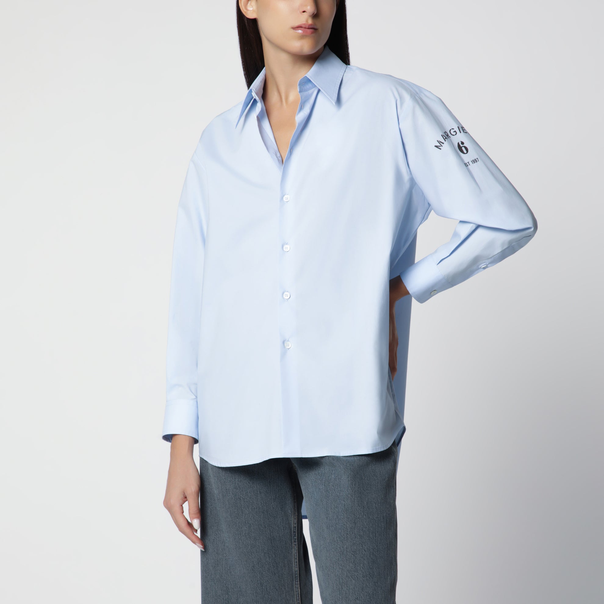 Chemise en coton bleu clair