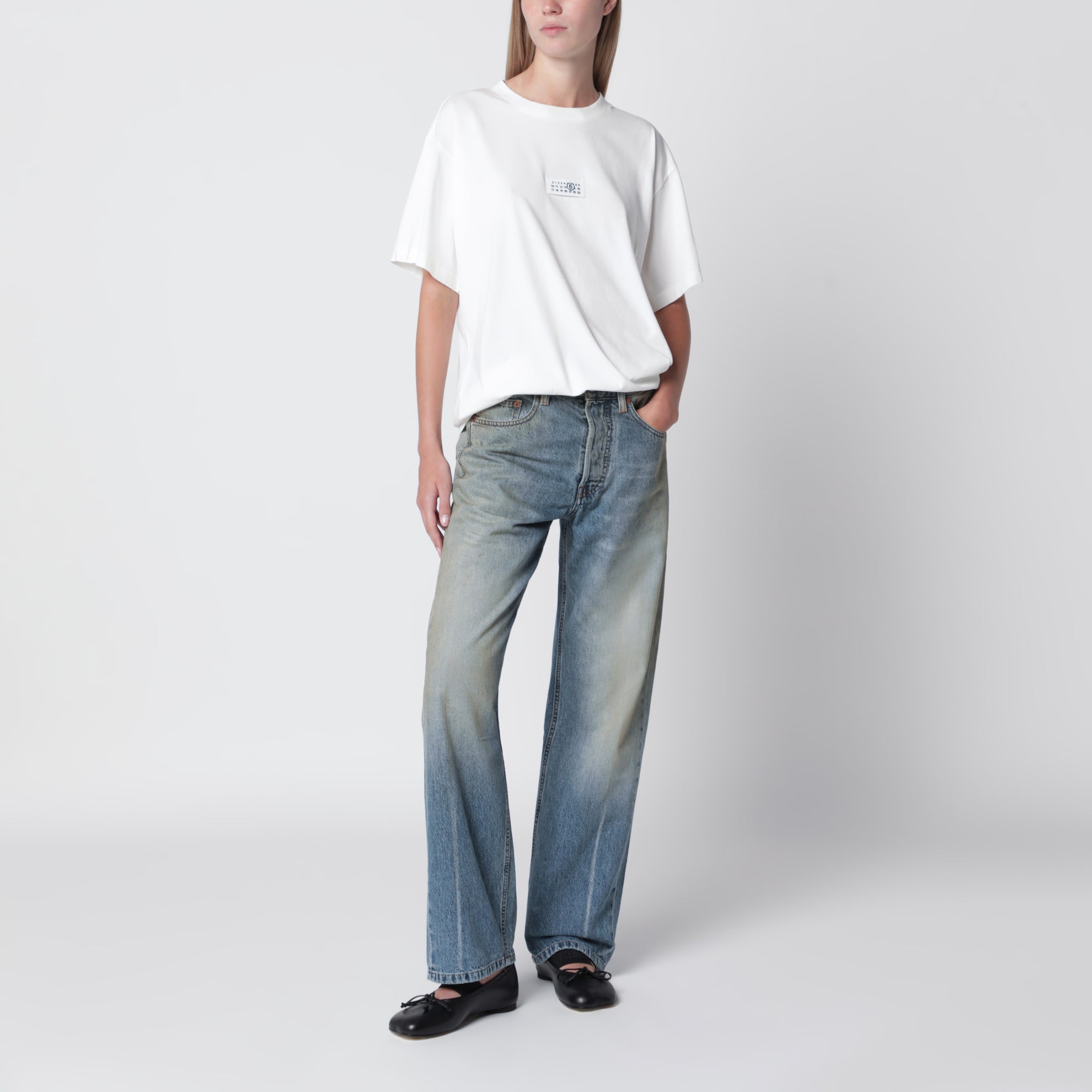 White cotton jersey T-shirt with logo patch