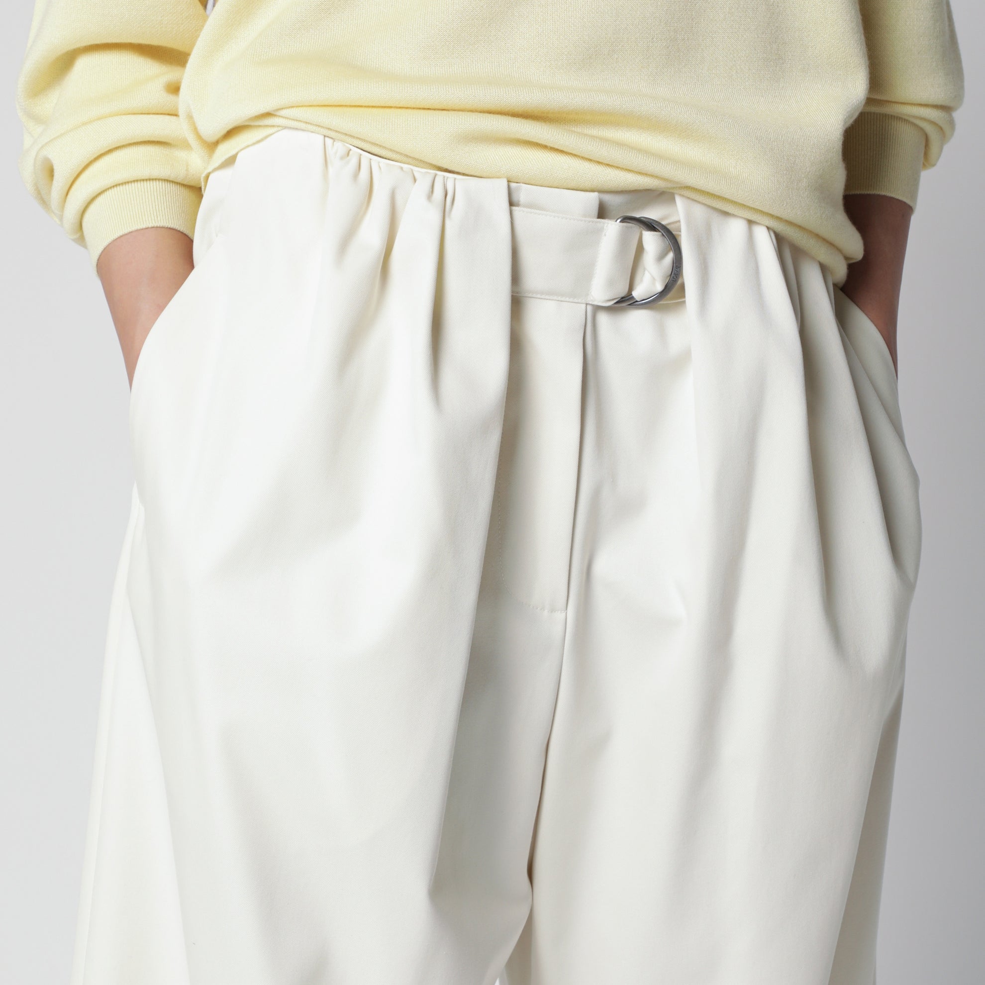 White cotton and silk cropped belted trousers