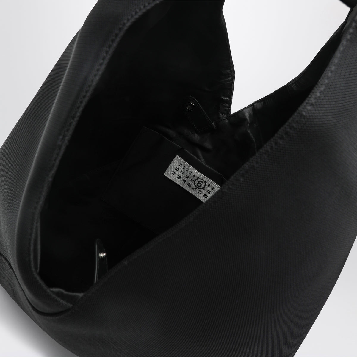 Japanese bag nera in mesh