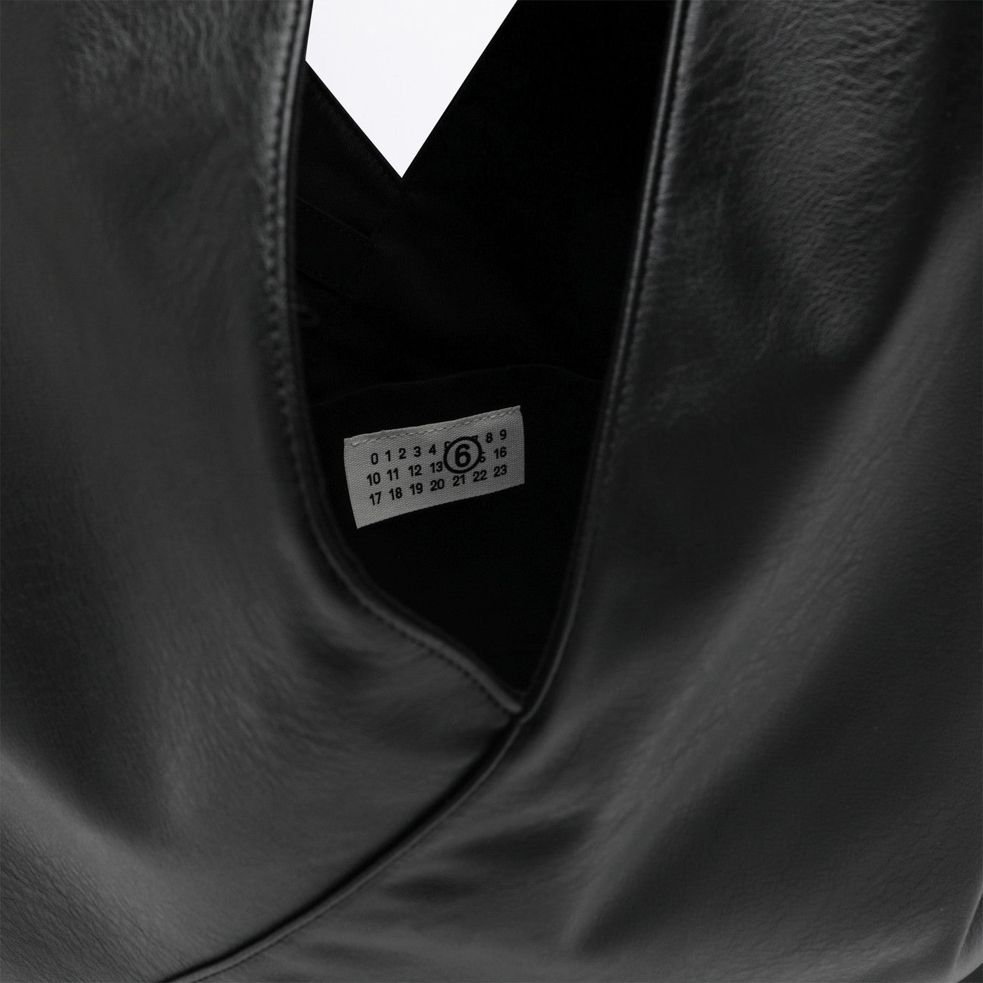 Japanese bag media nera in eco pelle