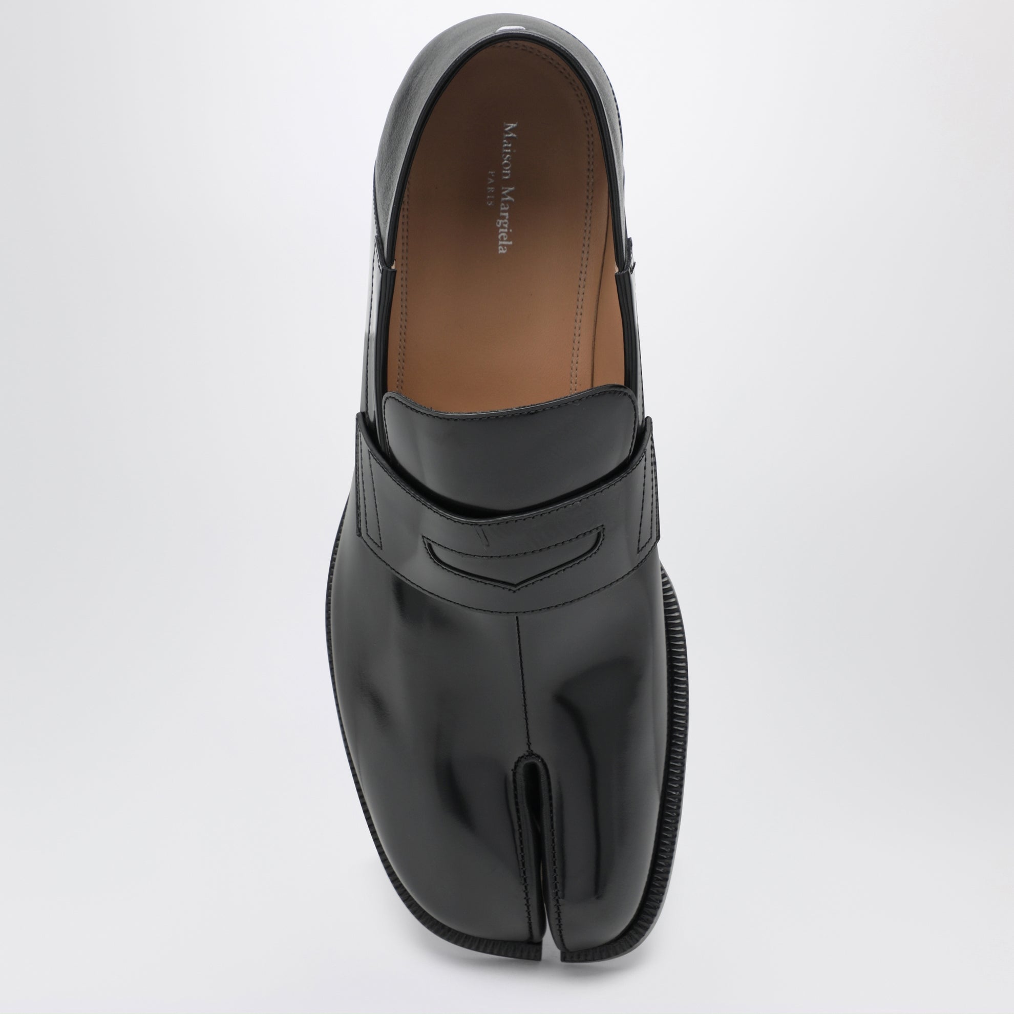 Mocassin Tabi en cuir noir