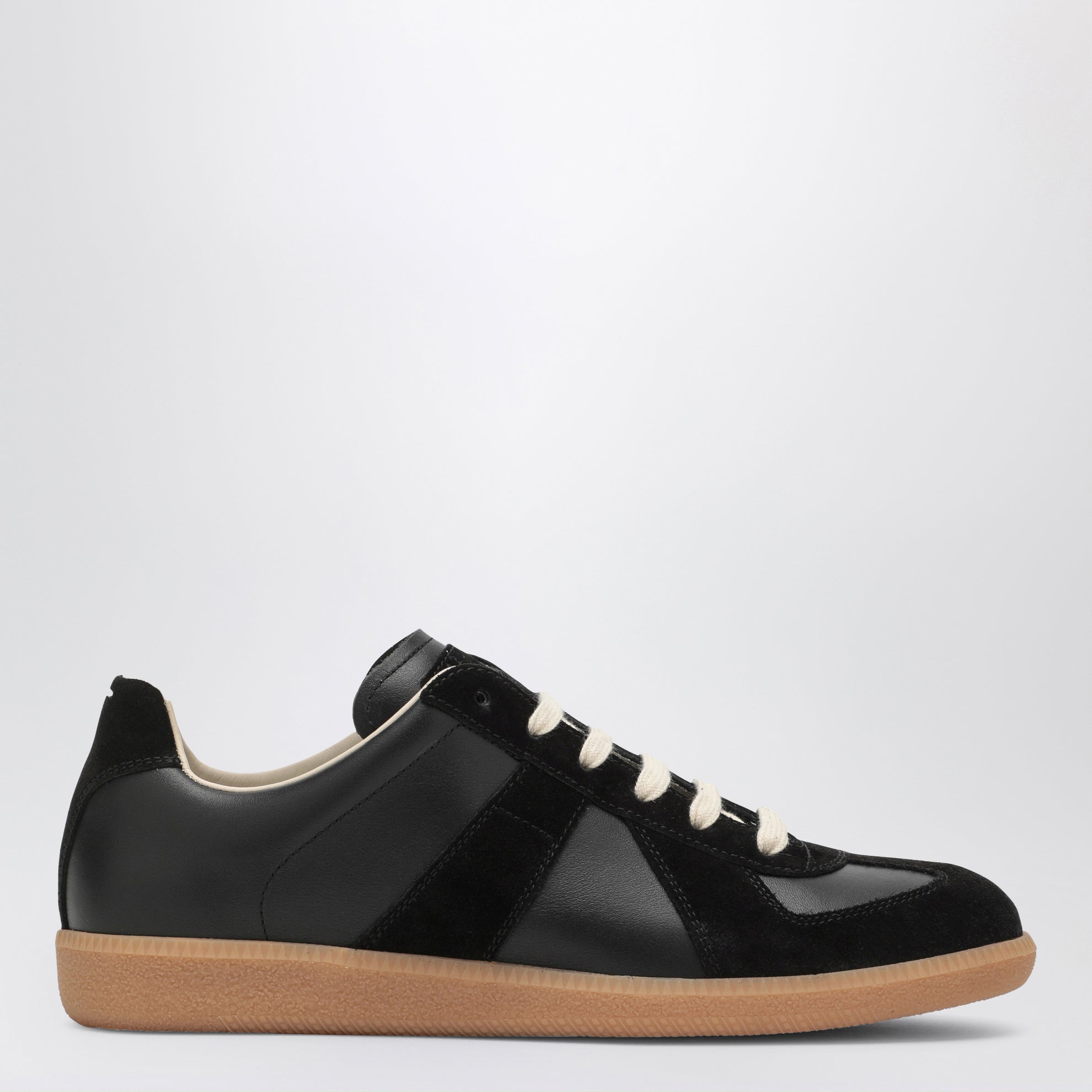 Sneakers Replica nere