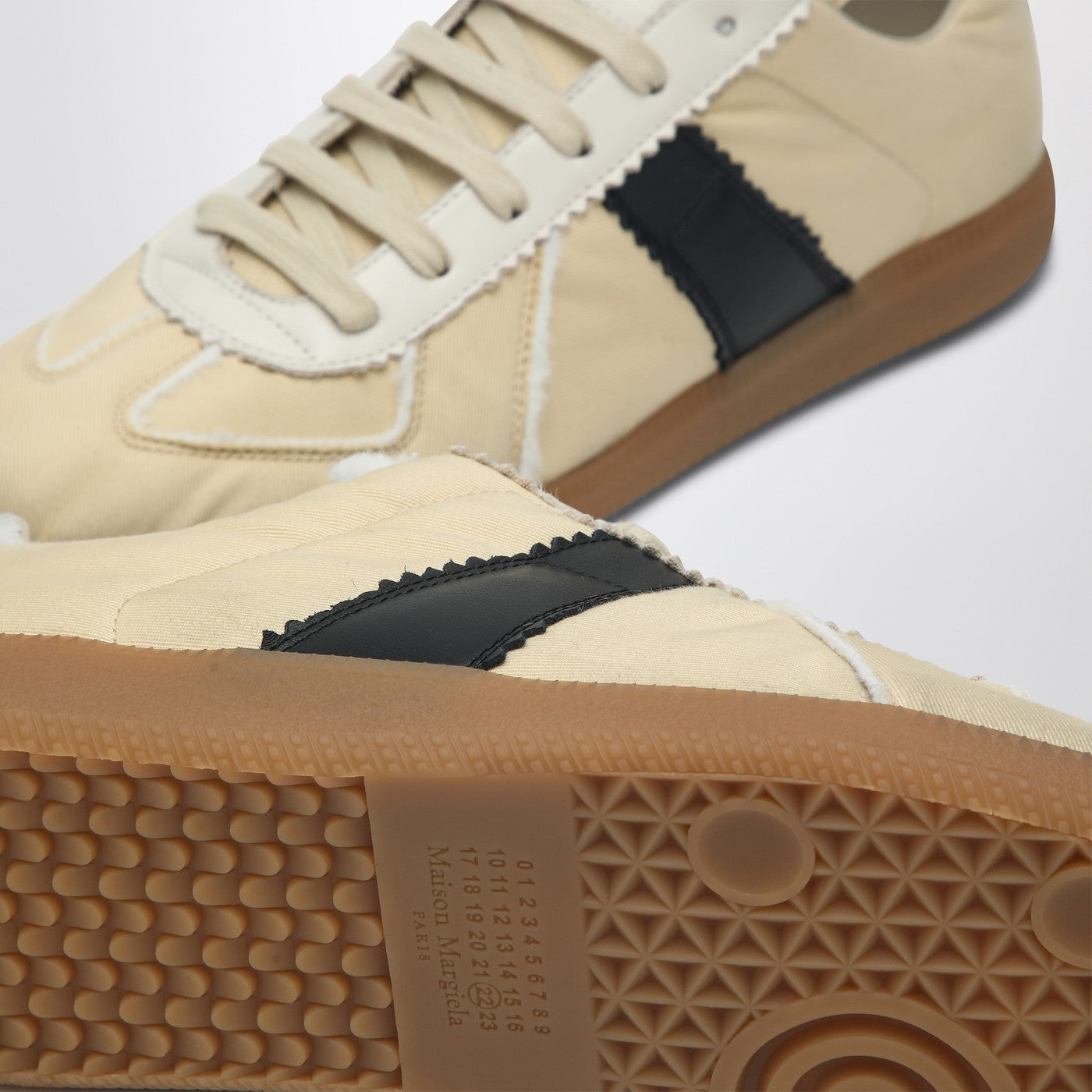 Maison Margiela Yellow/Black Vintage Low Top Sneakers Replica