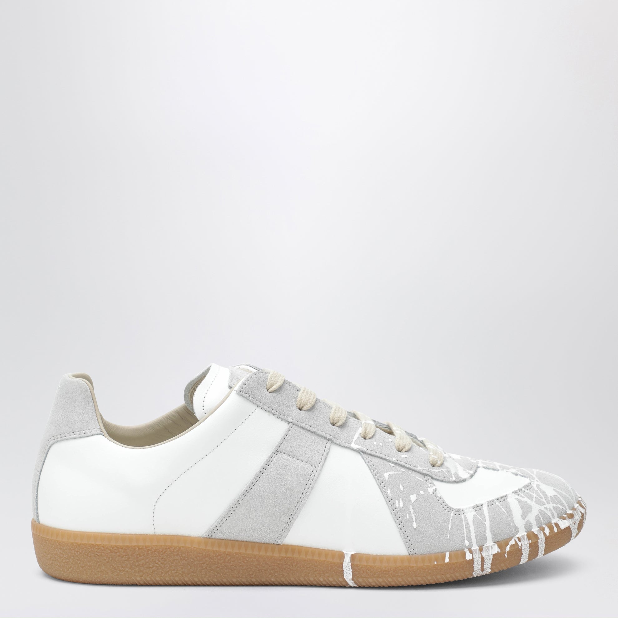 Replica sneakers in White leather and suede