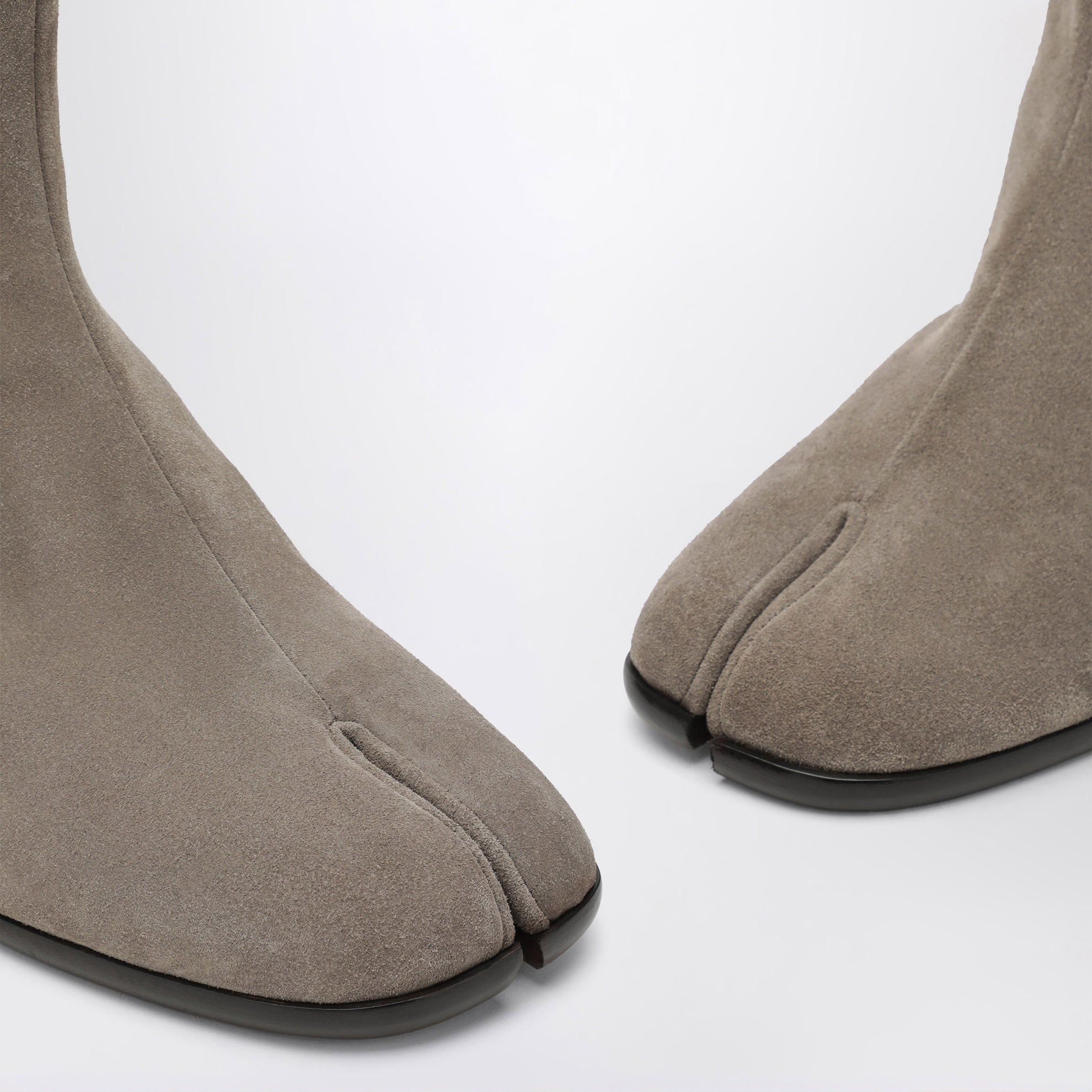 Brown suede Tabi ankle boots