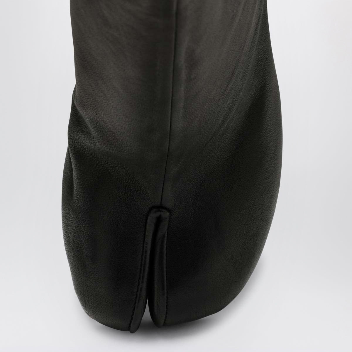Stivaletto Tabi in pelle nero