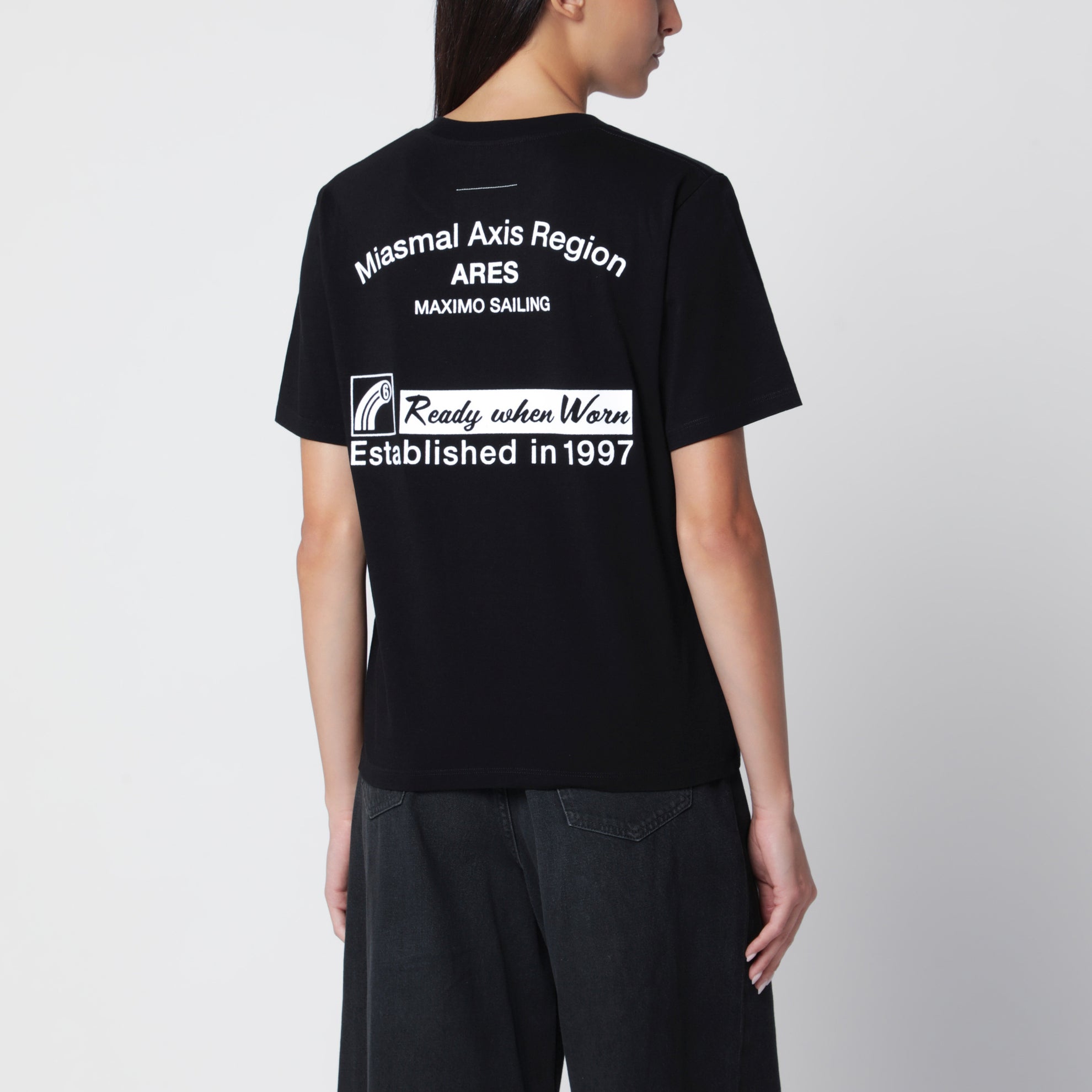 T-shirt nera in jersey di cotone