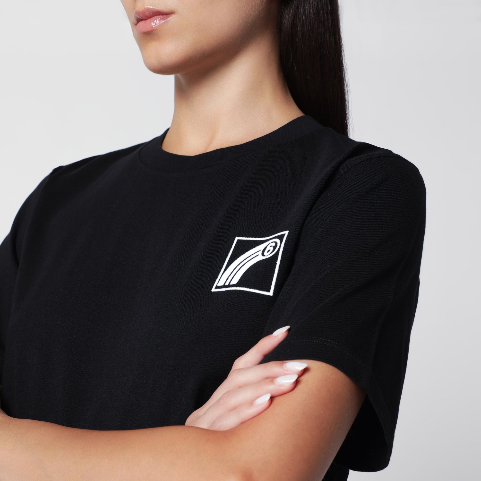 T-shirt nera in jersey di cotone