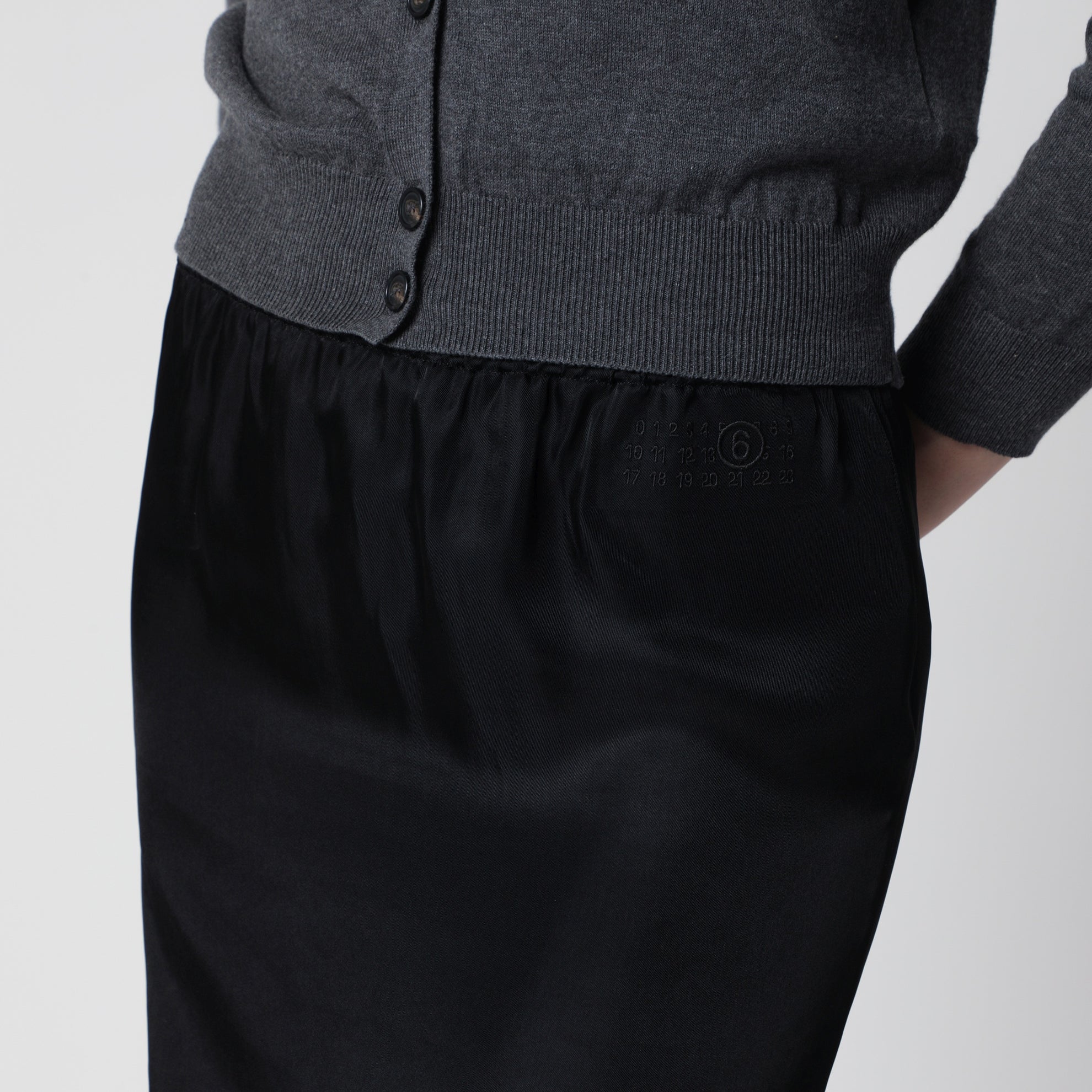 Black skirt in acetate blend