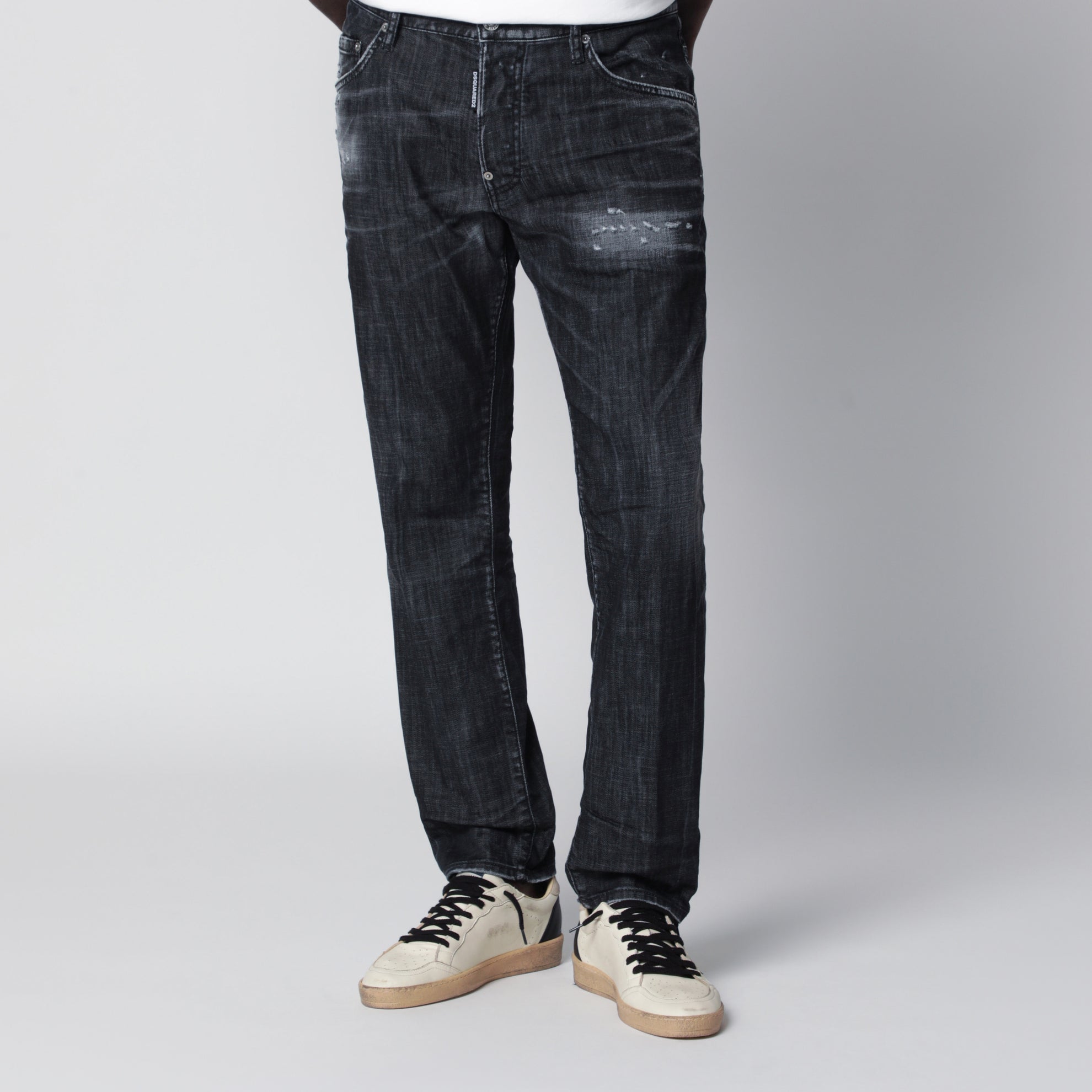 Schwarze Jeans im Washed-Look mit Used-Effekt