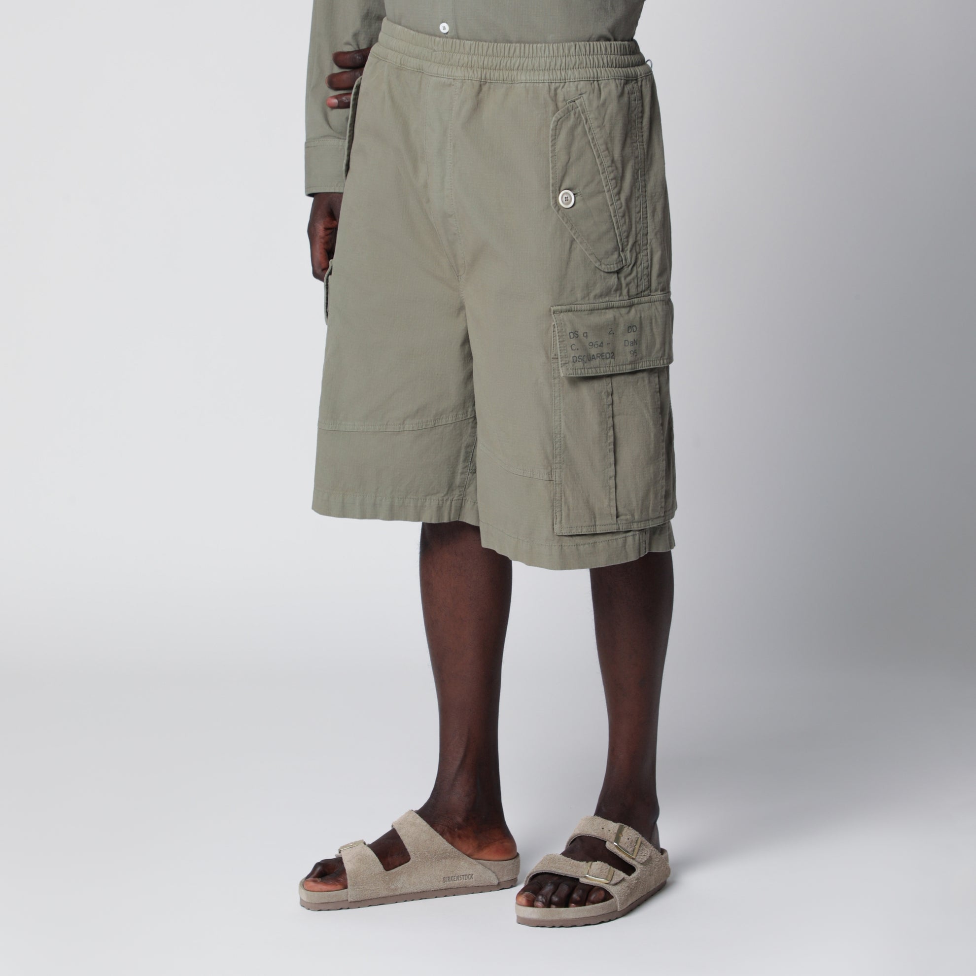 D2 Cargo ripstop cotton cargo shorts in oak