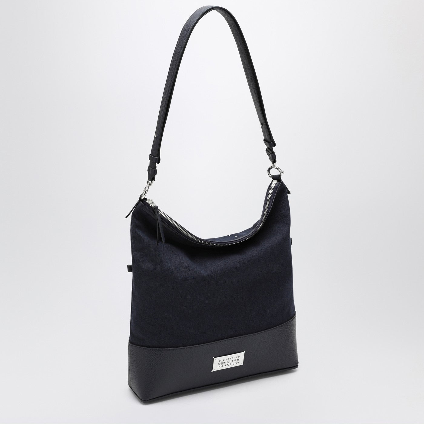 Mittlere 5AC-Tasche in Dämmerungsblau