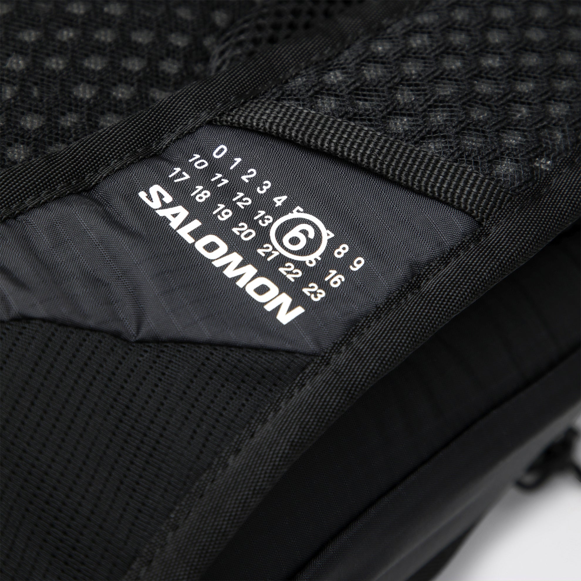 Zaino XT-15 in nylon tecnico nero e bianco