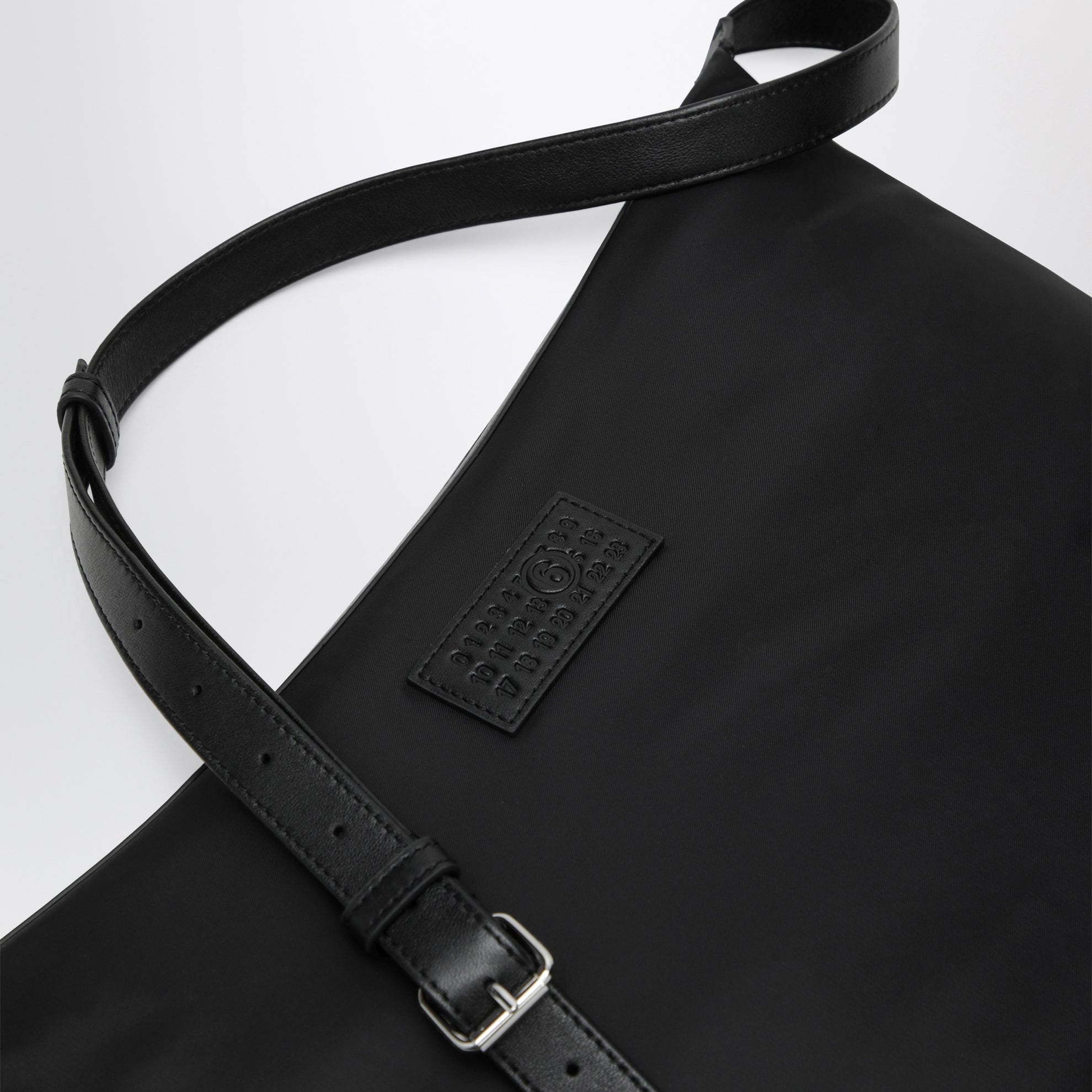 Borsa a tracolla Numeric nera in nylon