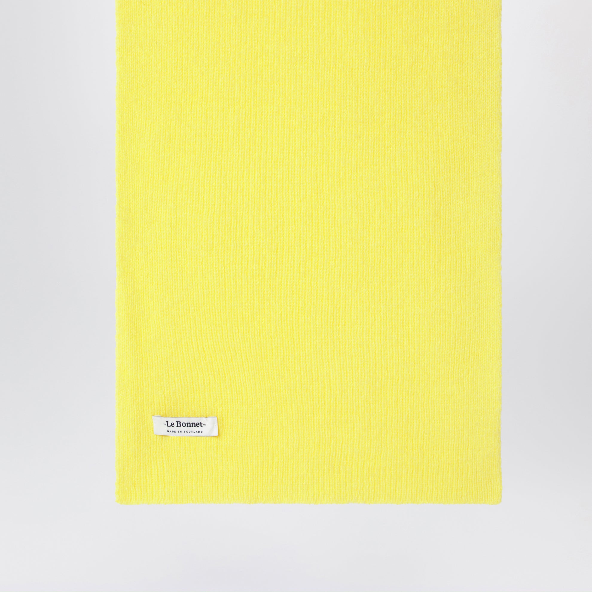 Scarf in wool and Caregora in Acid Yellow