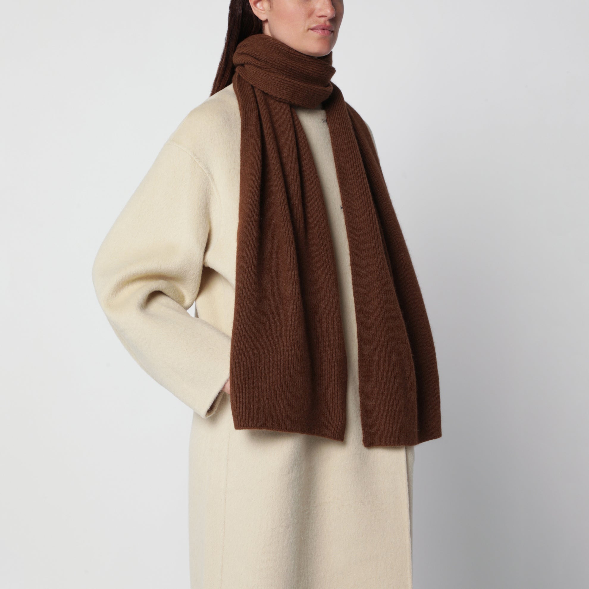 Sciarpa in lana e caregora color Walnut